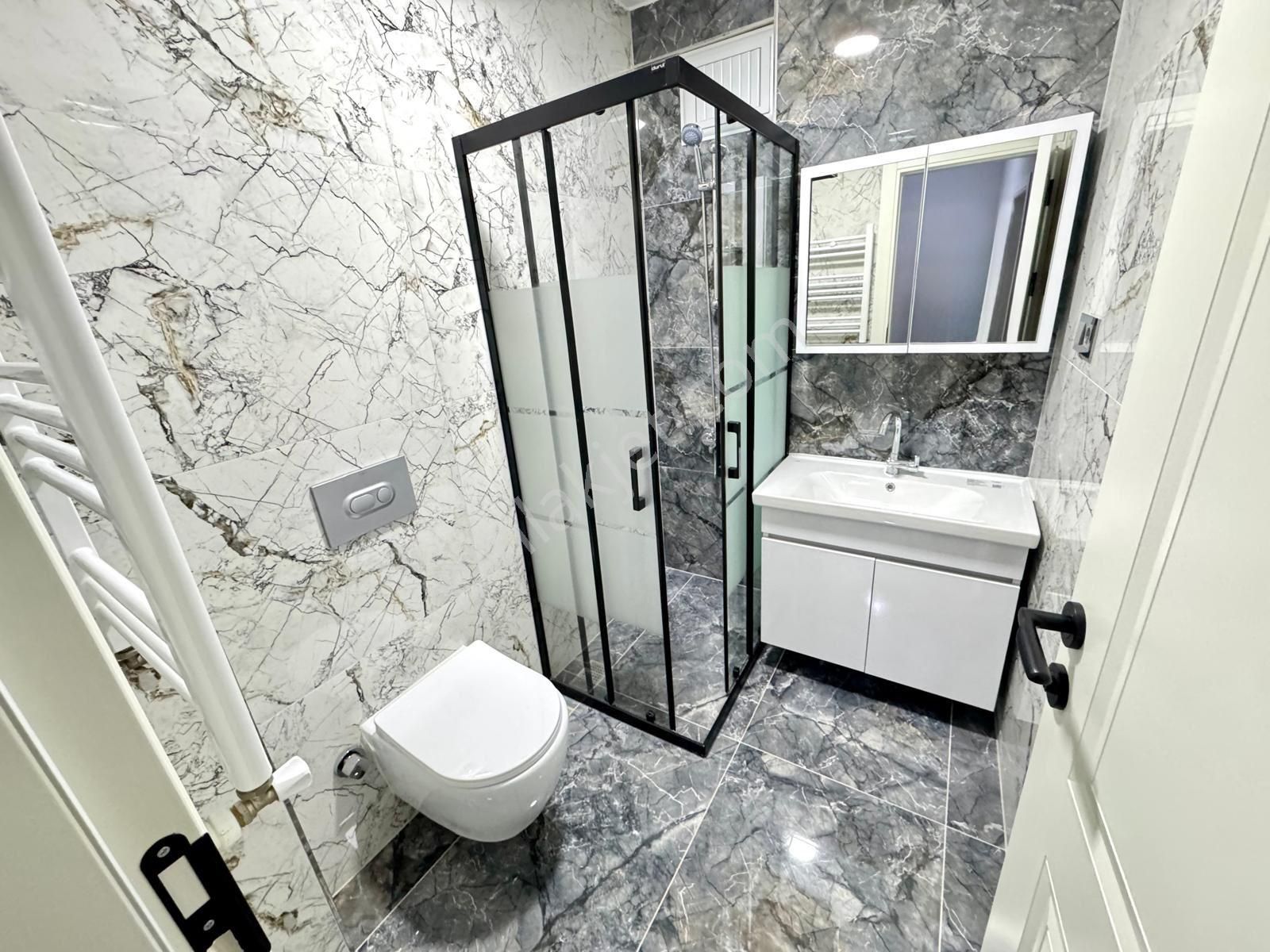 Lider Gayrimenkul’den İlkadım 19 Mayıs Mh. 3+1 1. Kat Dış Cepheli Doğalgazlı İçi Full Yapılı Daire - Görsel 8