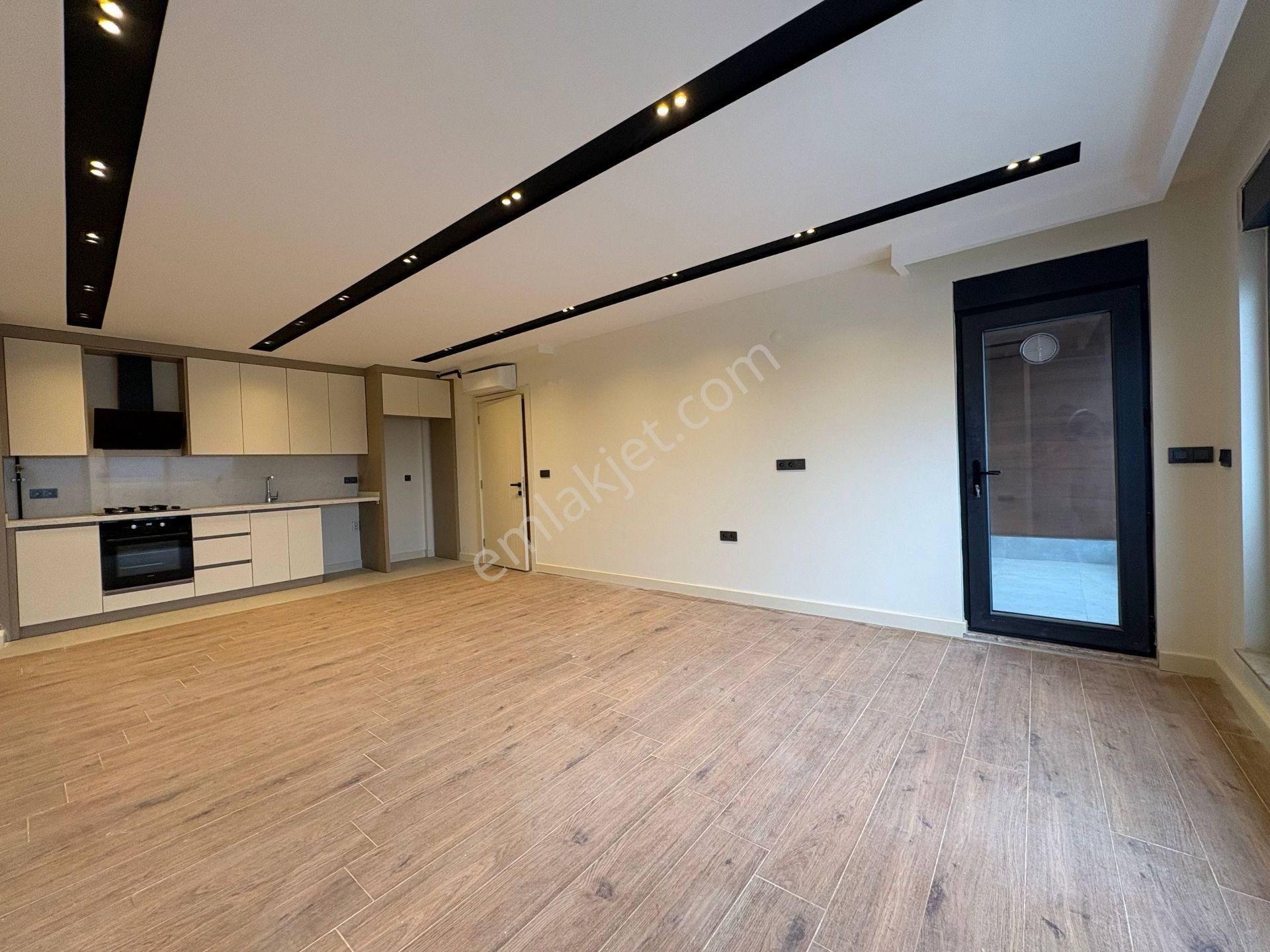 Işıklar Caddesi’nde 3+1 Geniş Daire | Tapu Masrafı Muaf | Denize & Kaleiçi’ne Yakın - Görsel 7