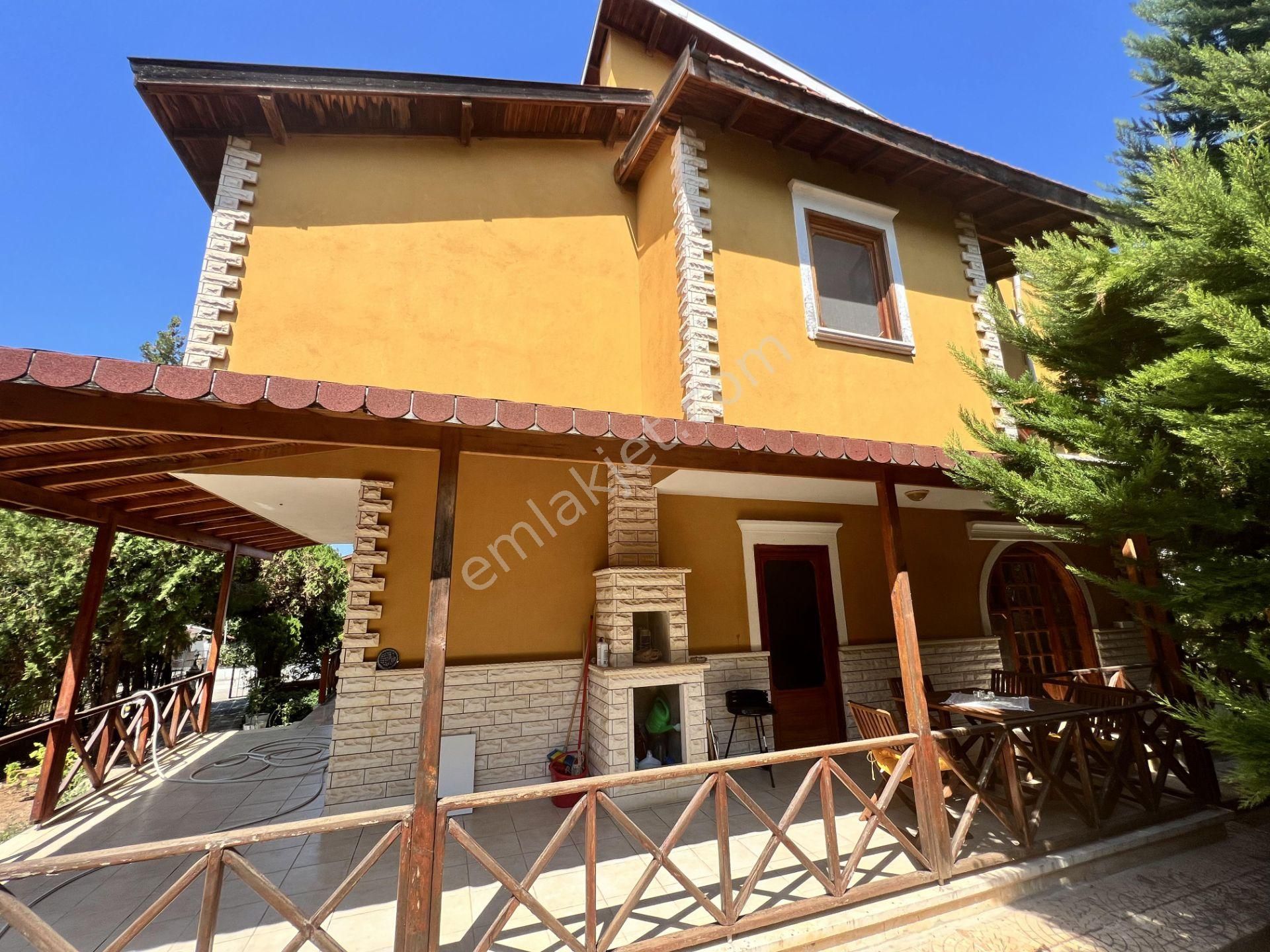 Balıkesir Ayvalık Sarımsaklı Da Satılık Villa.denize Yakın. - Görsel 2