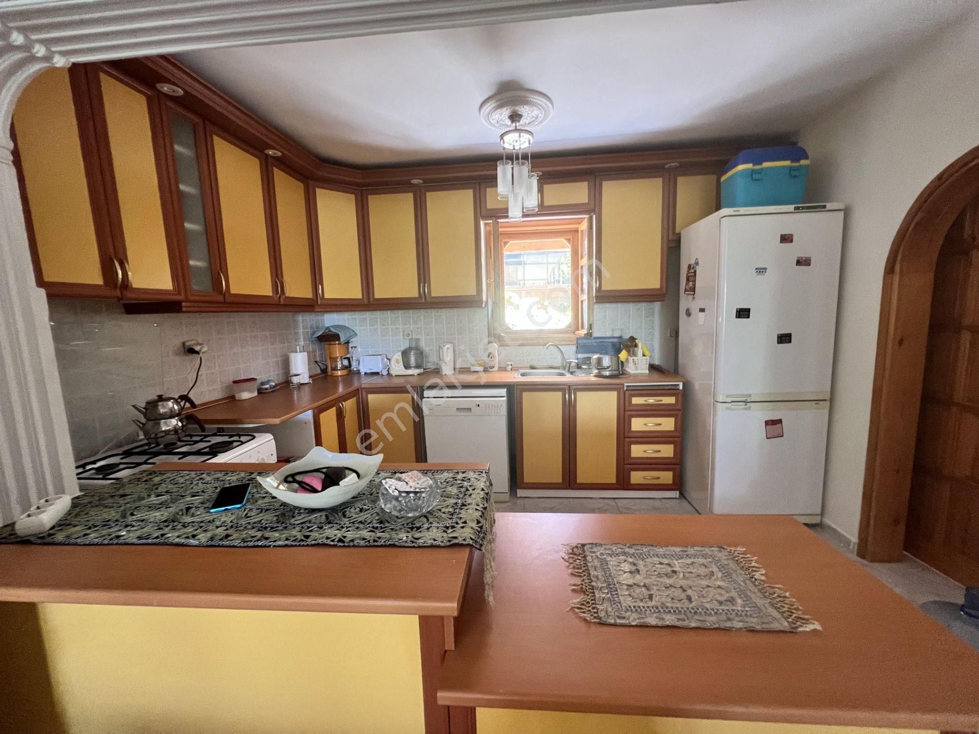 Balıkesir Ayvalık Sarımsaklı Da Satılık Villa.denize Yakın. - Görsel 9