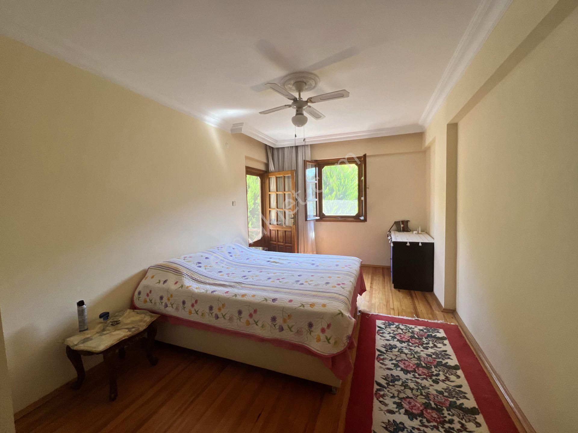 Balıkesir Ayvalık Sarımsaklı Da Satılık Villa.denize Yakın. - Görsel 14