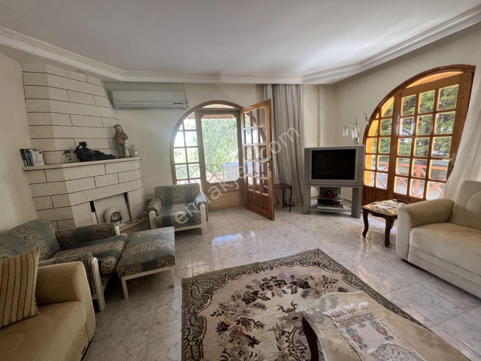 Balıkesir Ayvalık Sarımsaklı Da Satılık Villa.denize Yakın. - Görsel 8