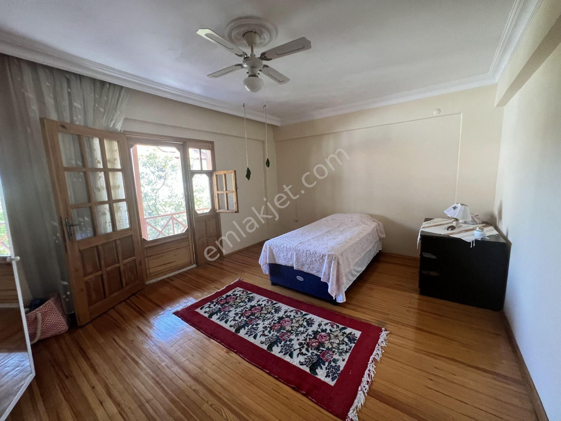 Balıkesir Ayvalık Sarımsaklı Da Satılık Villa.denize Yakın. - Görsel 12