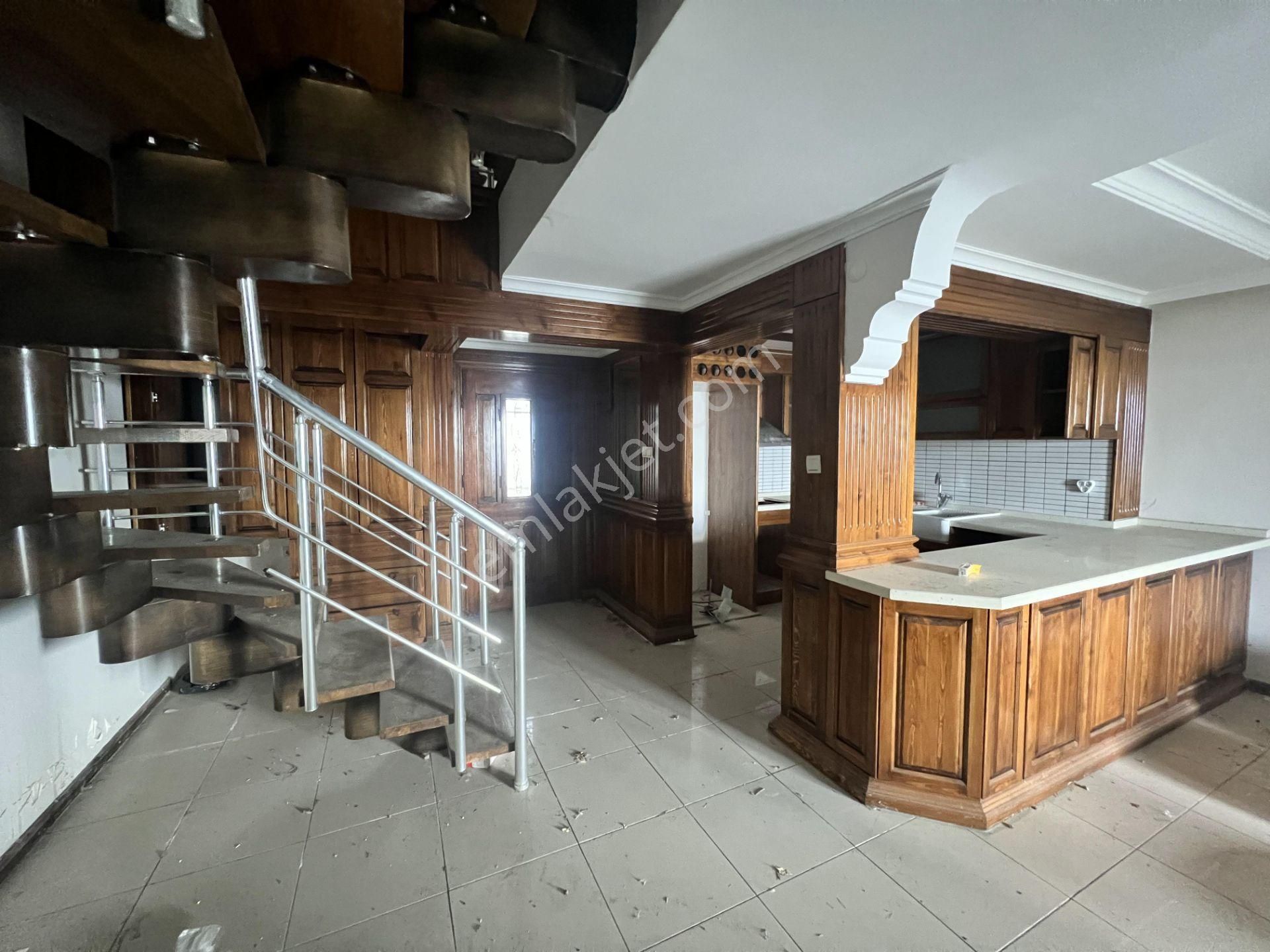 Balıkesir Ayvalık Sarımsaklı Da Satılık Muhtesem Villa - Görsel 2