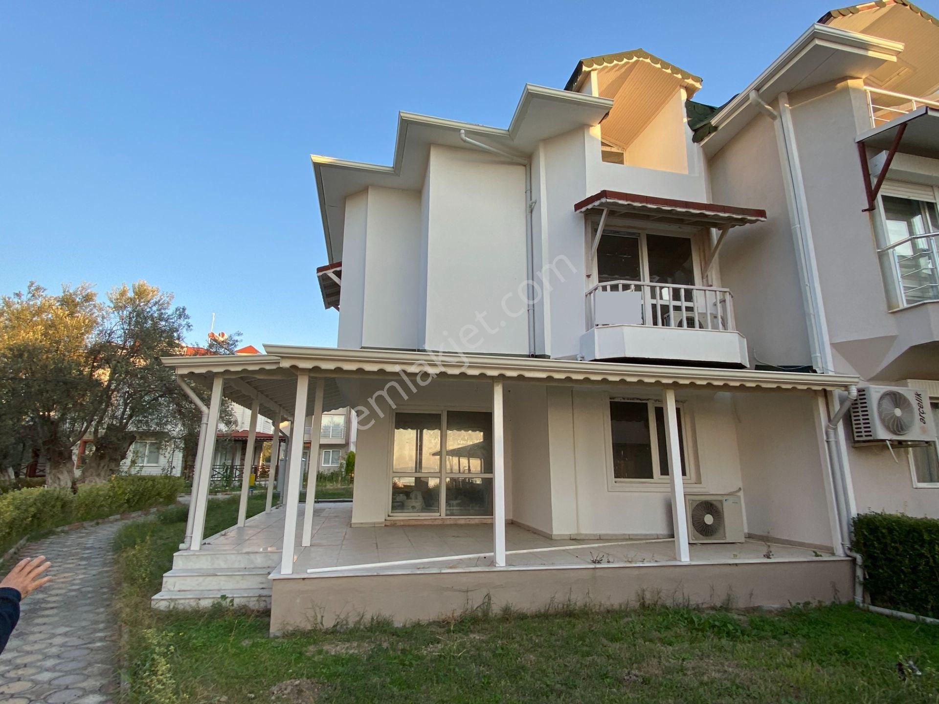 Balıkesir Ayvalık Sarımsaklı Da Satılık Villa.denize Yakın - Görsel 4