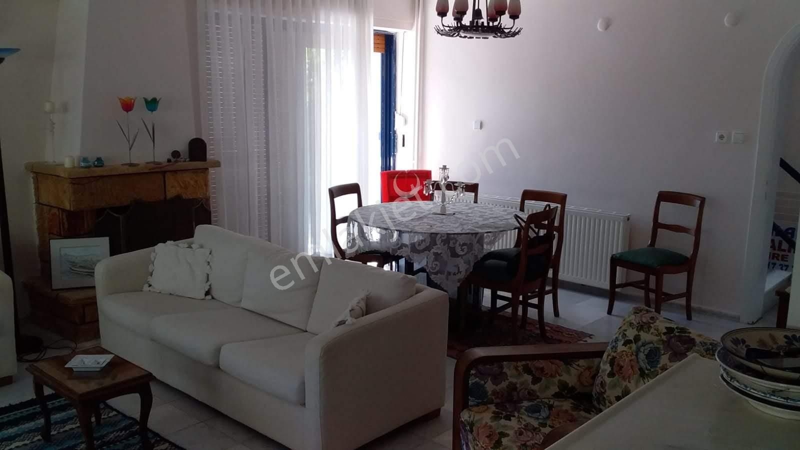 Ayvalık Sarımsaklı Da Satılık Villa.denize 80 Metre Mesafededir - Görsel 17