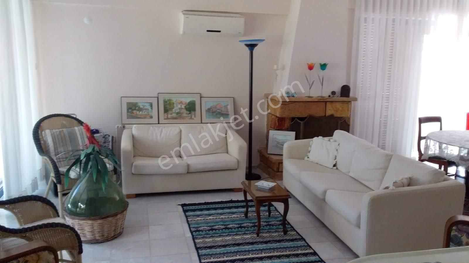 Ayvalık Sarımsaklı Da Satılık Villa.denize 80 Metre Mesafededir - Görsel 3