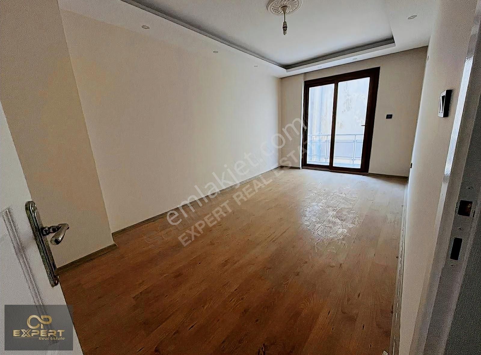 Kuşadası Çarşı Merkezde Kiralık,asansörlü 3+1 Çatı Dubleks - Görsel 16