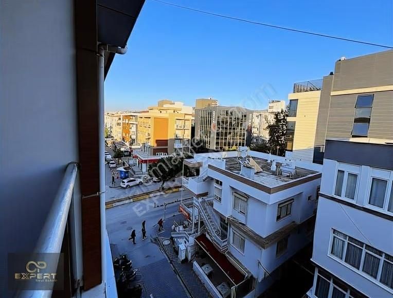 Kuşadası Çarşı Merkezde Kiralık,asansörlü 3+1 Çatı Dubleks - Görsel 5