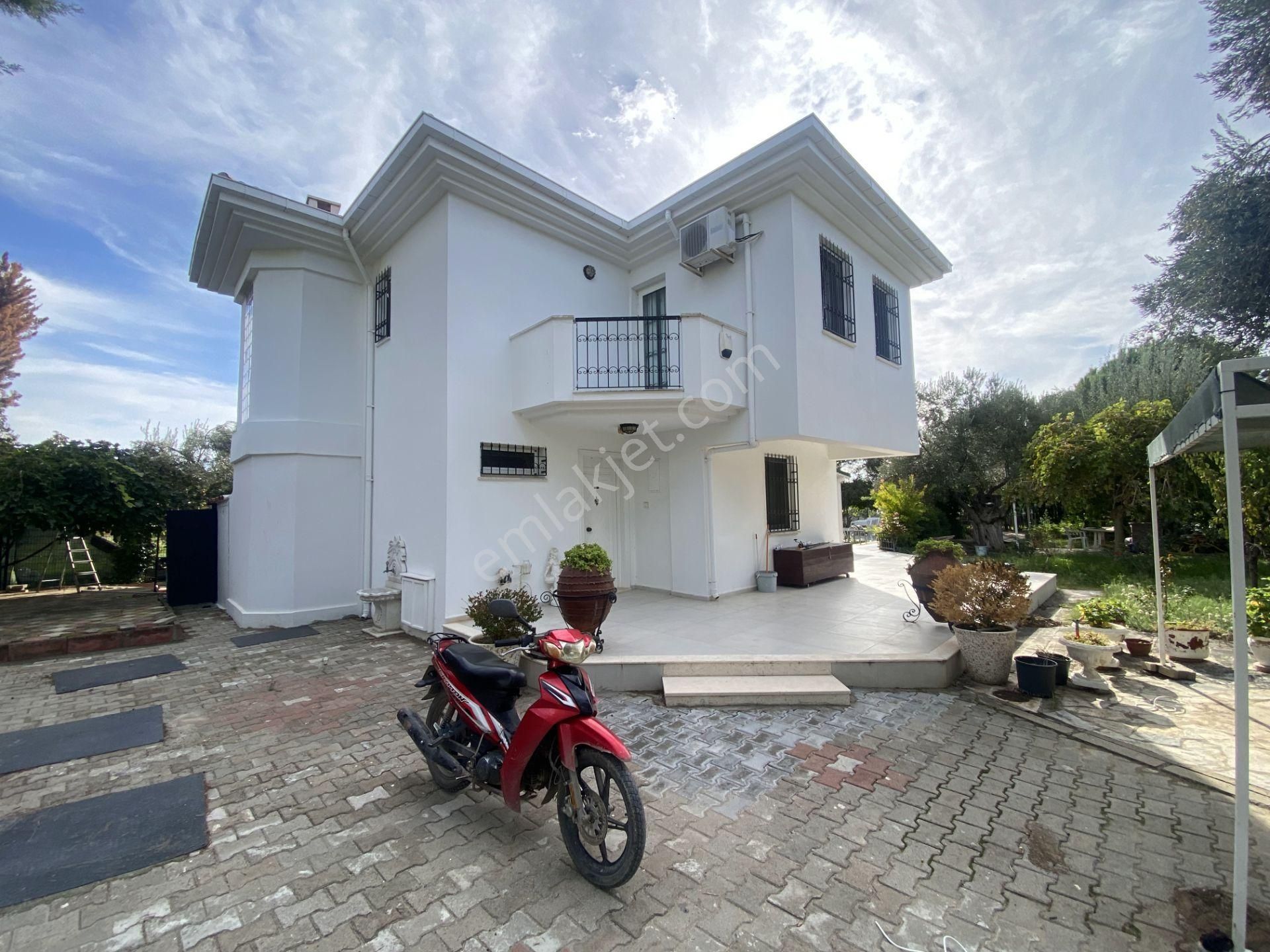 Balıkesir Ayvalık Sarımsaklı Da Satılık Villa Yuzme Havuzlu - Görsel 2