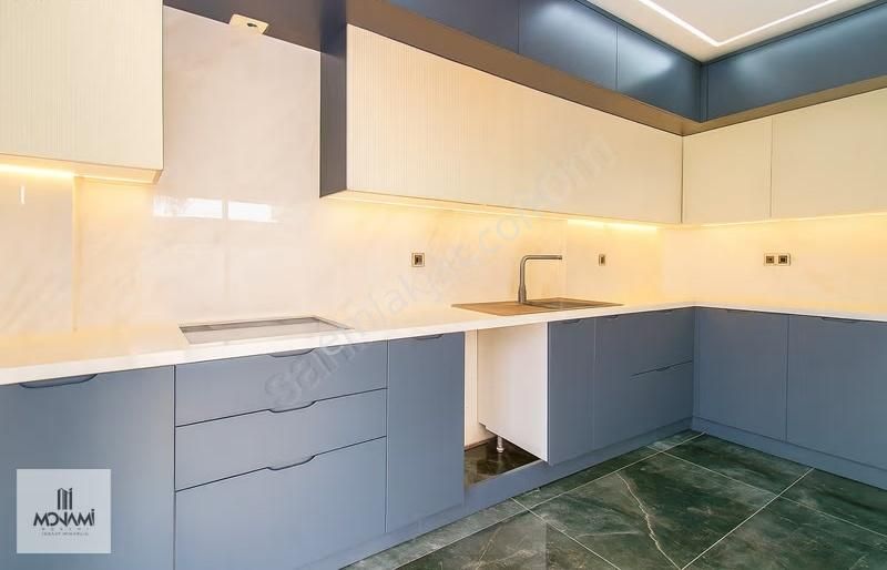 Müstakil Bahçeli Ve Havuzlu 430m2 Köşe Sıfır 3+1 177m2 - Görsel 17