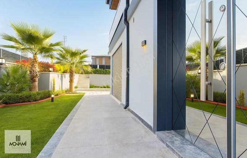 Müstakil Bahçeli Ve Havuzlu 430m2 Köşe Sıfır 3+1 177m2 - Görsel 30