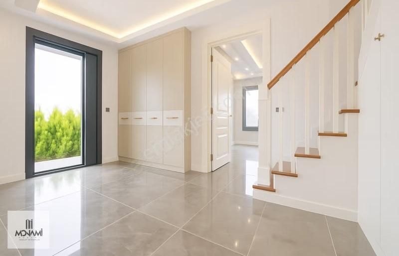 Urlada Sıfır 406m2 Arsada Müstakil Havuzlu 3+1 Kiralık Villa - Görsel 27