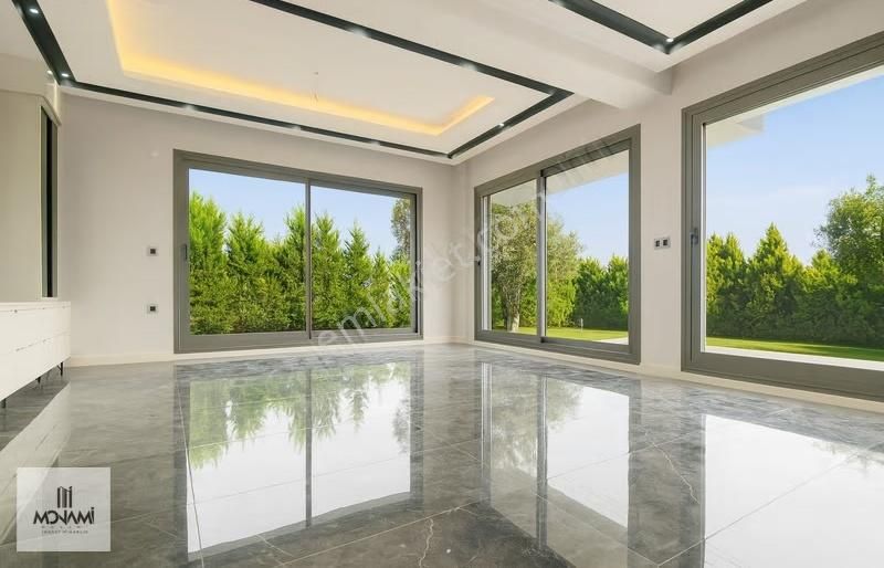 Urlada Sıfır 406m2 Arsada Müstakil Havuzlu 3+1 Kiralık Villa - Görsel 17