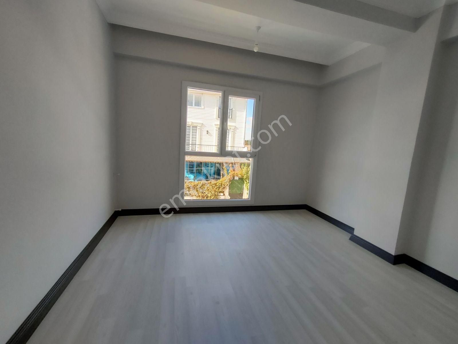 Kartallar'dan Merkezde Parka Cephe.altyapılı 4+1 Müstakil Villa. - Görsel 13