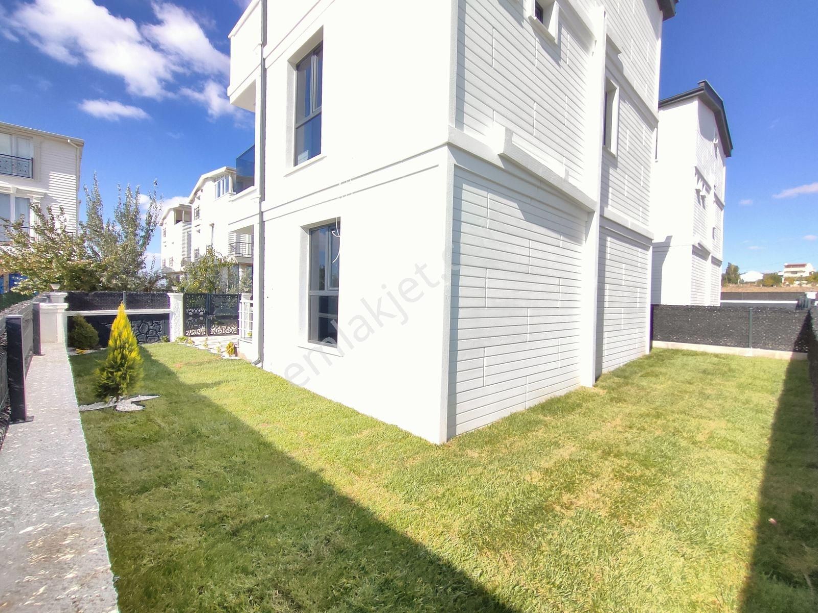 Kartallar'dan Merkezde Parka Cephe.altyapılı 4+1 Müstakil Villa. - Görsel 27