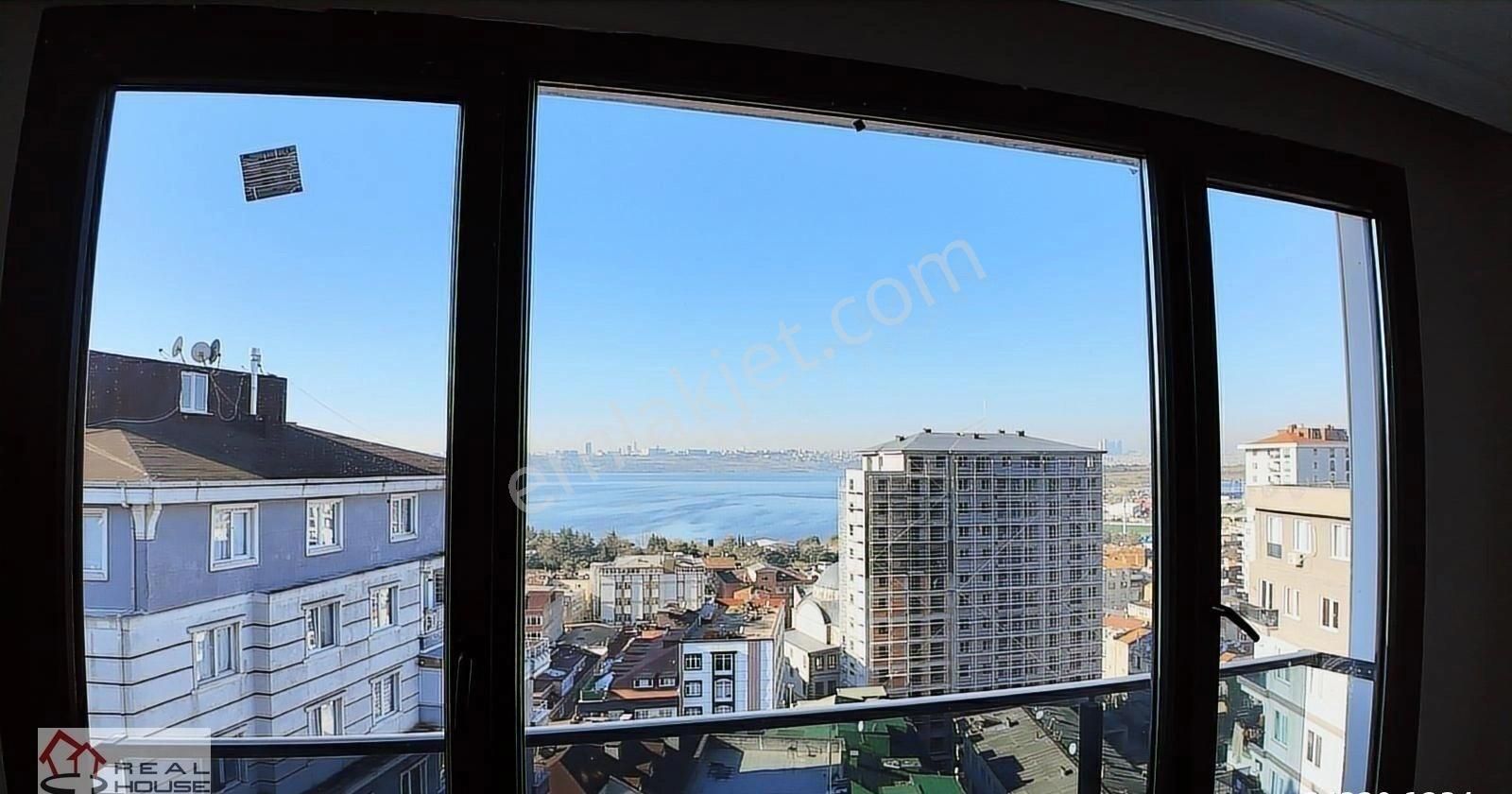 Kanarya Moon Tower Sitesinde Satılık 4+1 Göl Manzaralı Dubleks - Görsel 15