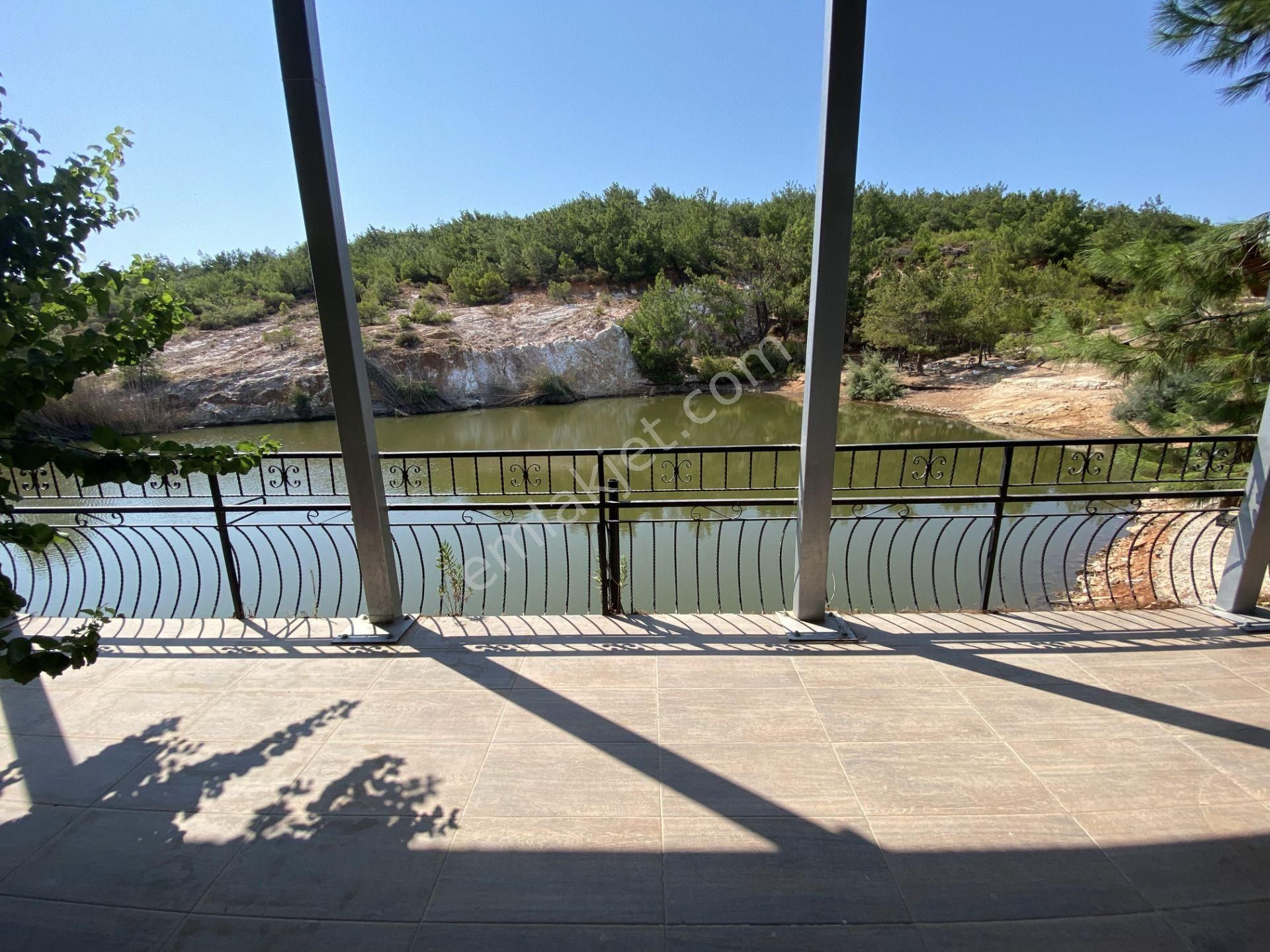 Balıkesir Ayvalık Sarımsaklı Da Satılık Villa. - Görsel 17