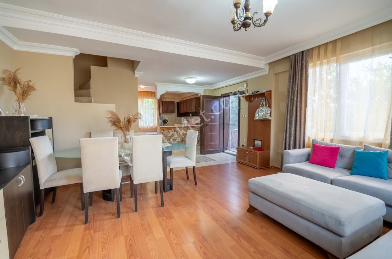 Ayvalık Sarımsaklı Da Satılık Villa.denize Yakın - Görsel 5