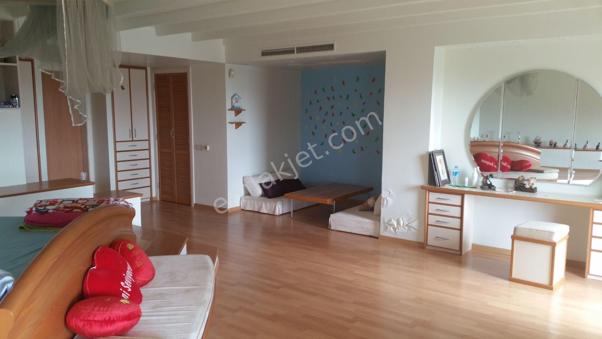 Ayvalık Sarımsaklı Da Satılık Muhtesem Villa.denize Sıfır - Görsel 9