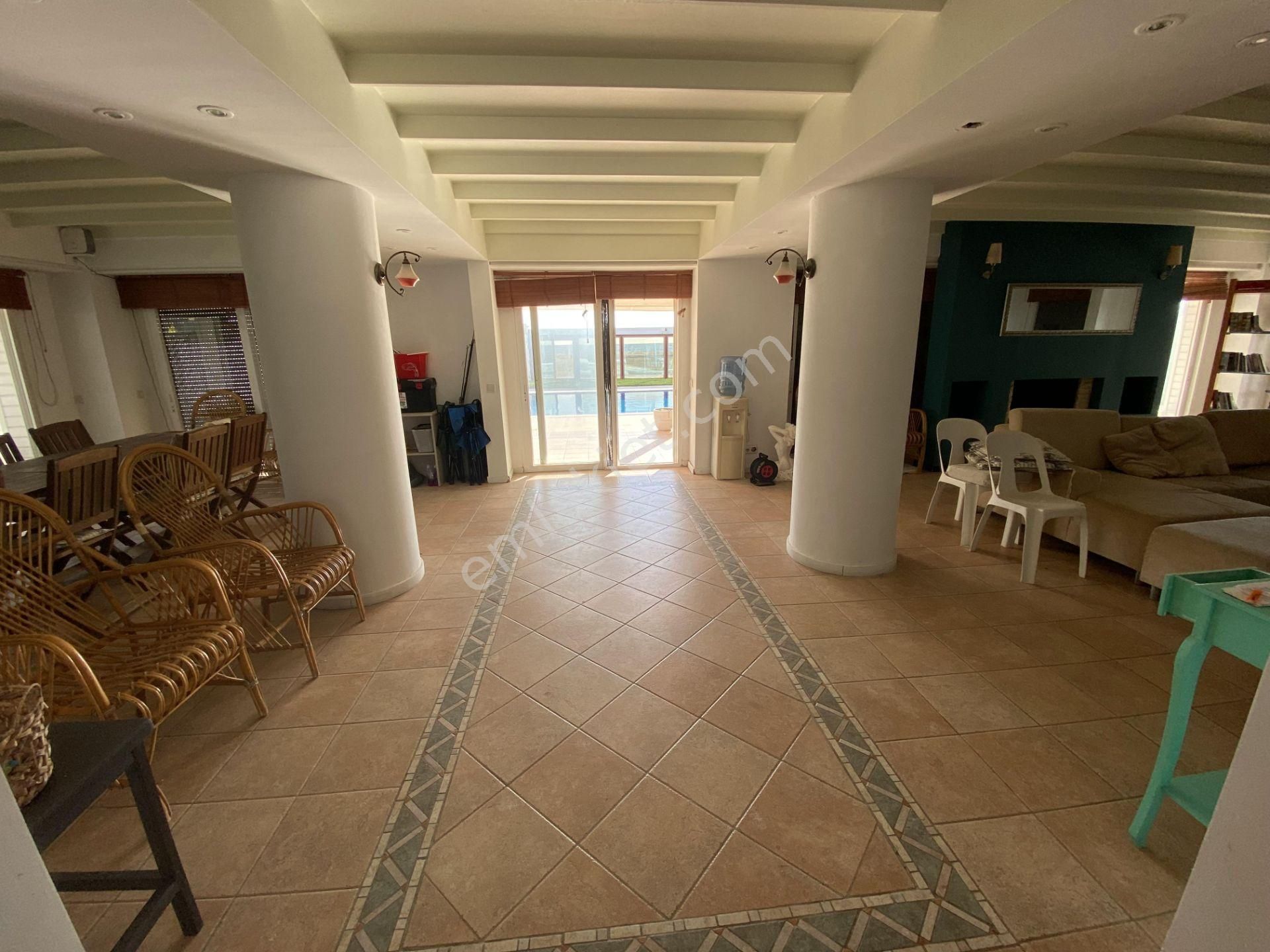 Ayvalık Sarımsaklı Da Satılık Muhtesem Villa.denize Sıfır - Görsel 5