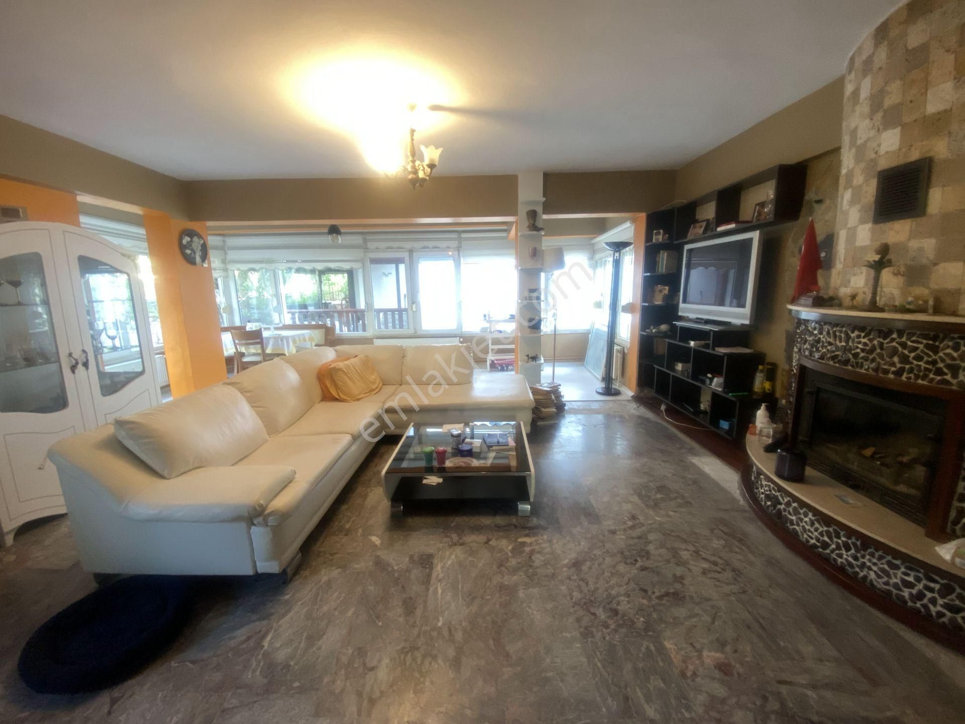 Ayvalık Sarımsaklı Da Satılık Villa.denize Yakın. - Görsel 24