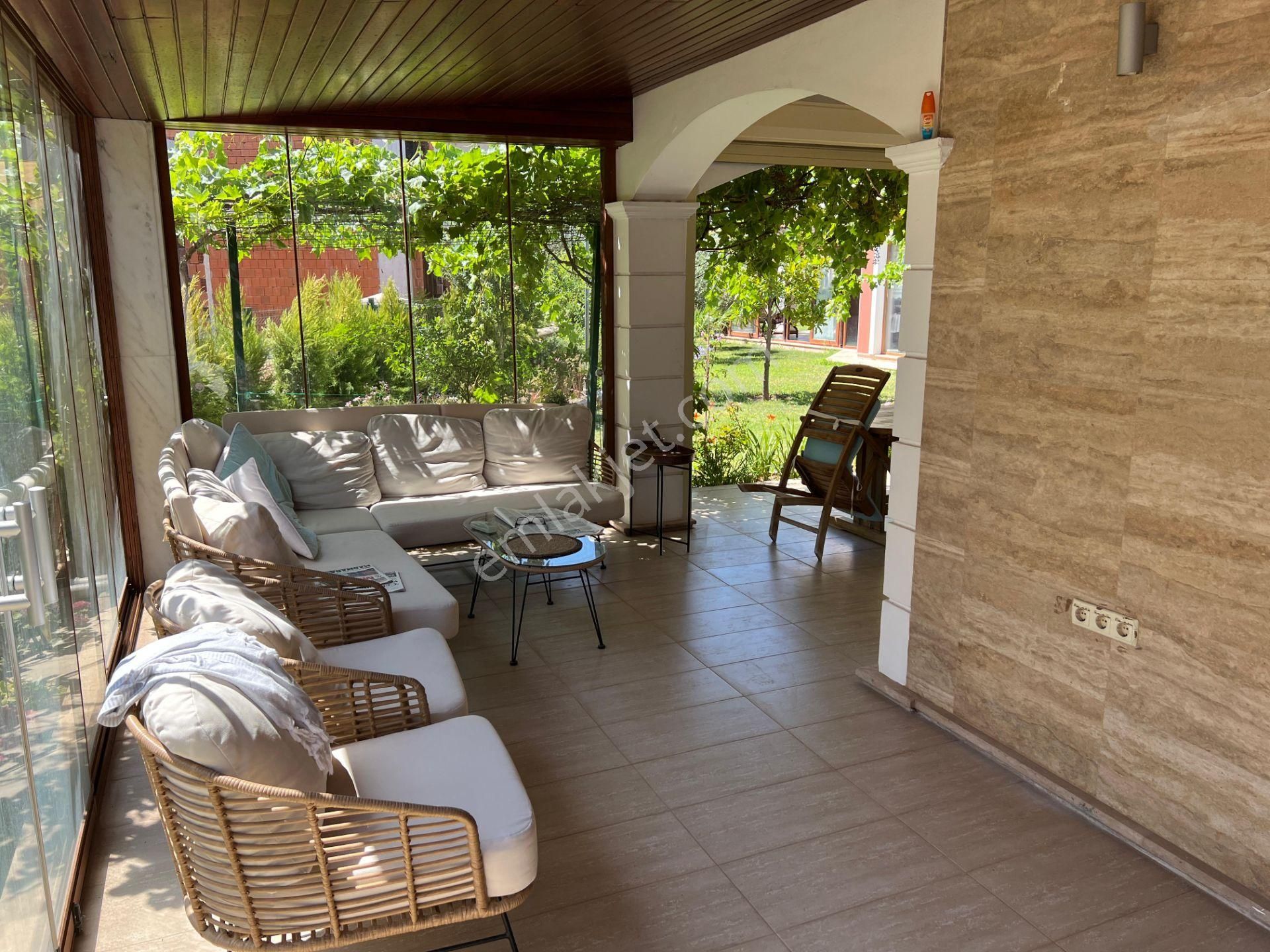 Balıkesir Ayvalık Sarımsaklı Da Satılık Villa.denize Sıfır. - Görsel 16