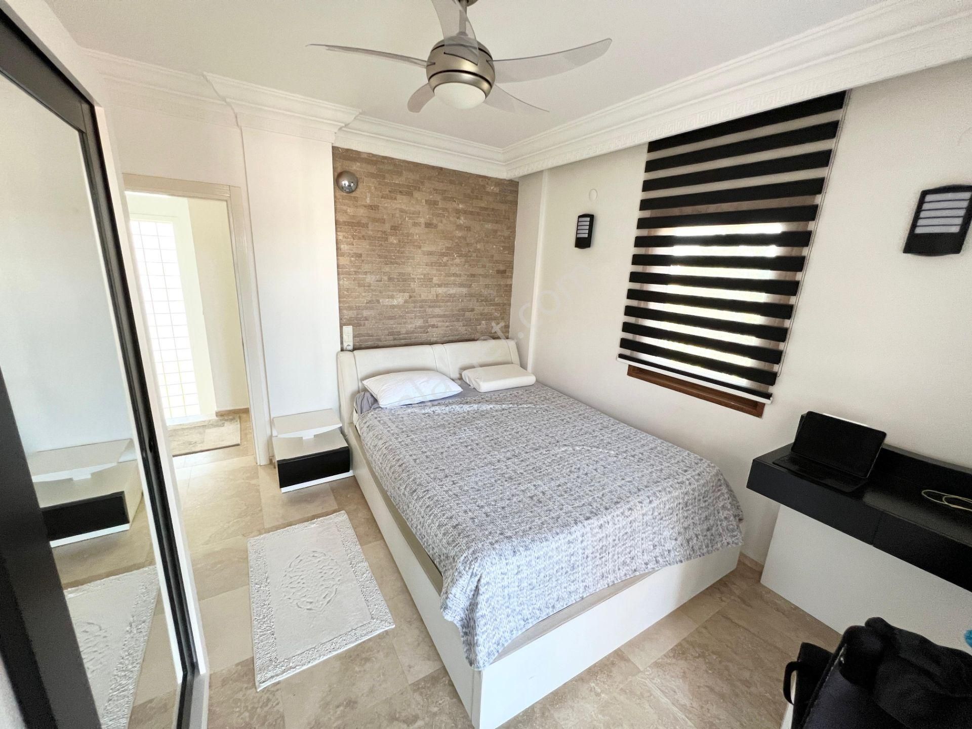 Balıkesir Ayvalık Sarımsaklı Da Satılık Villa.denize Sıfır. - Görsel 9