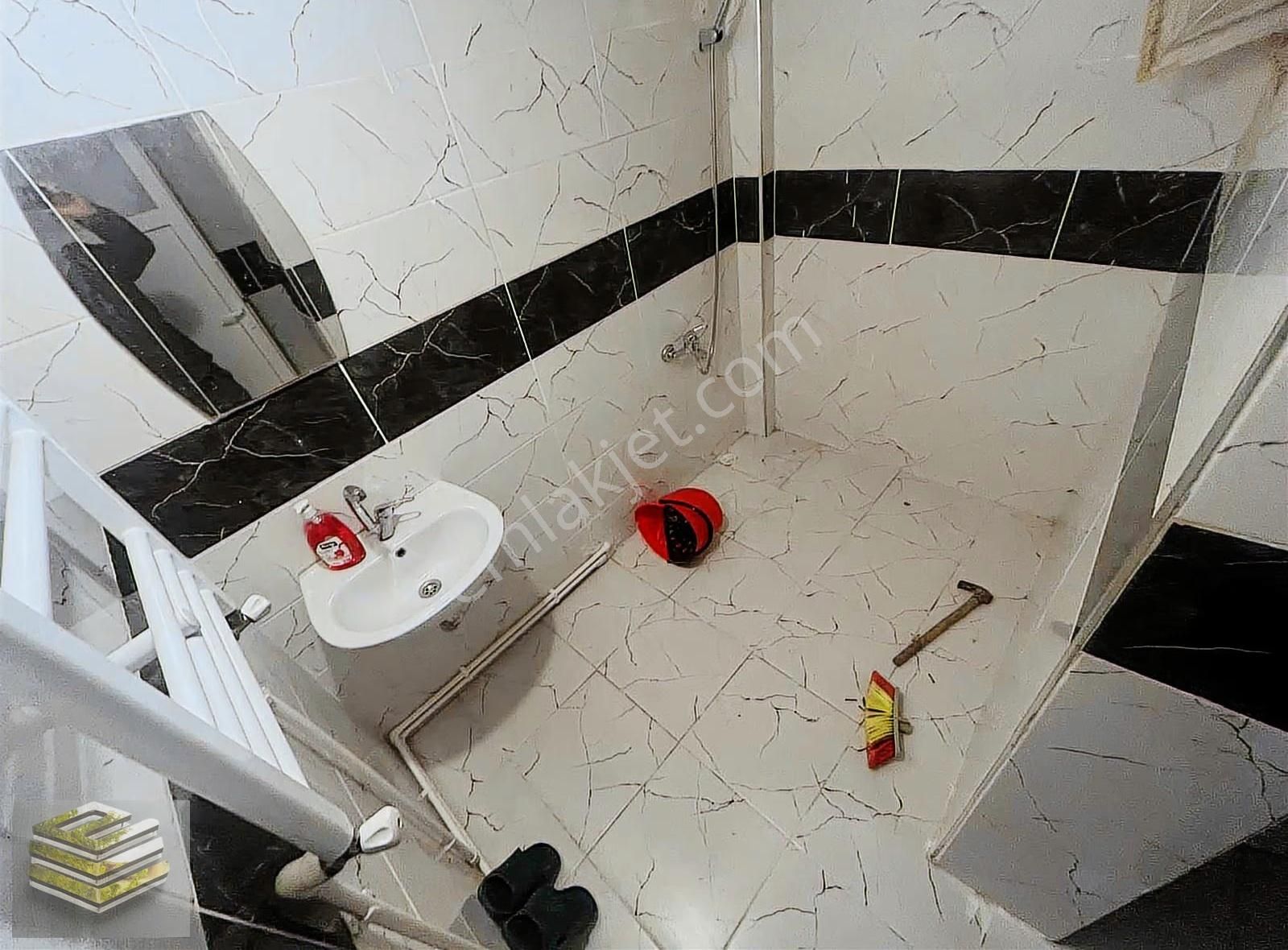 Ekipten Adalet Mahallesinde Doğalgazlı Satılık Daire - Görsel 14