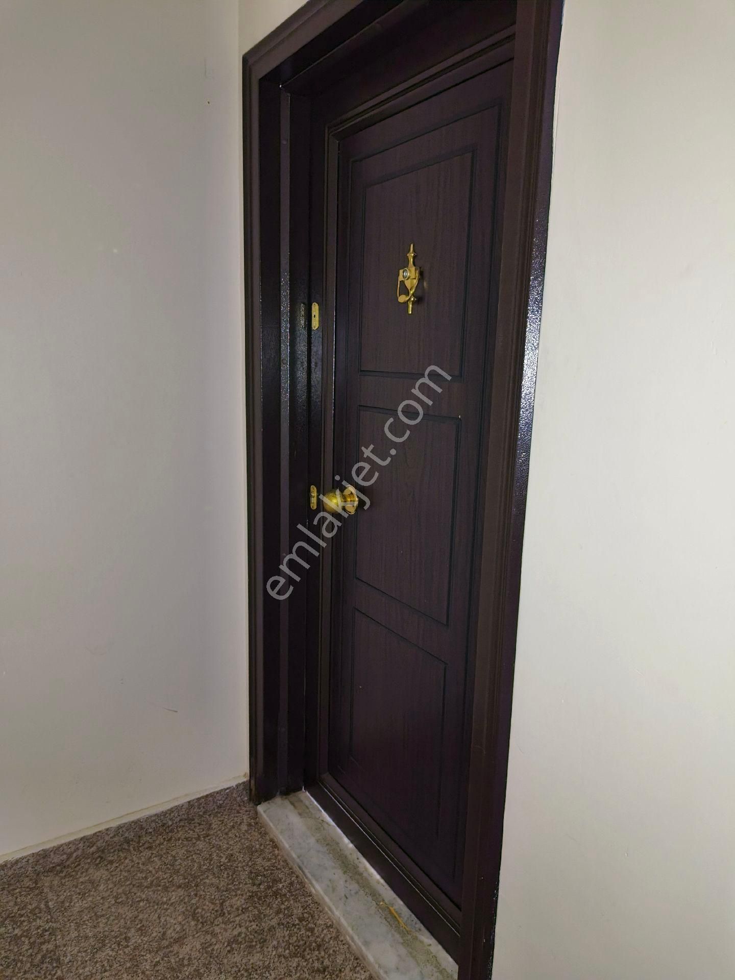 Güneyden Metroya 6 Dakika Yürüme 3+1.95m2 Ara Kat Daire - Görsel 32