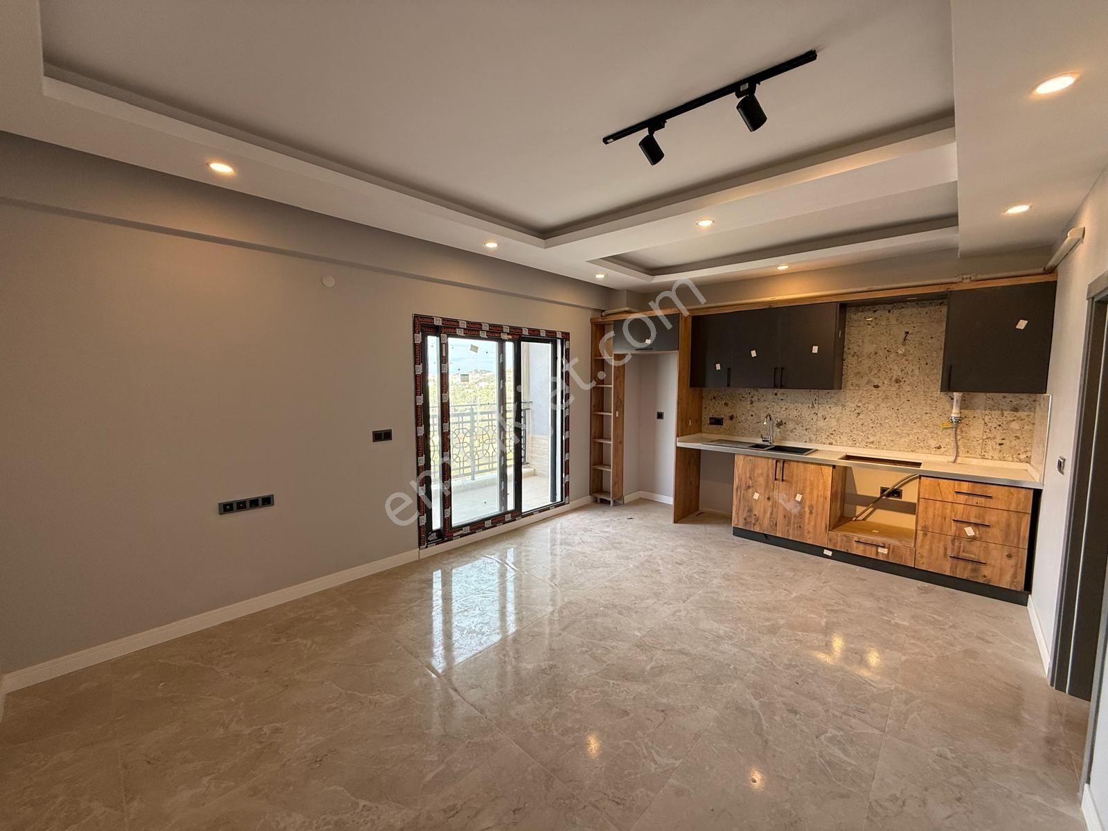 Havuzlu Site İçerisi - Görsel 9