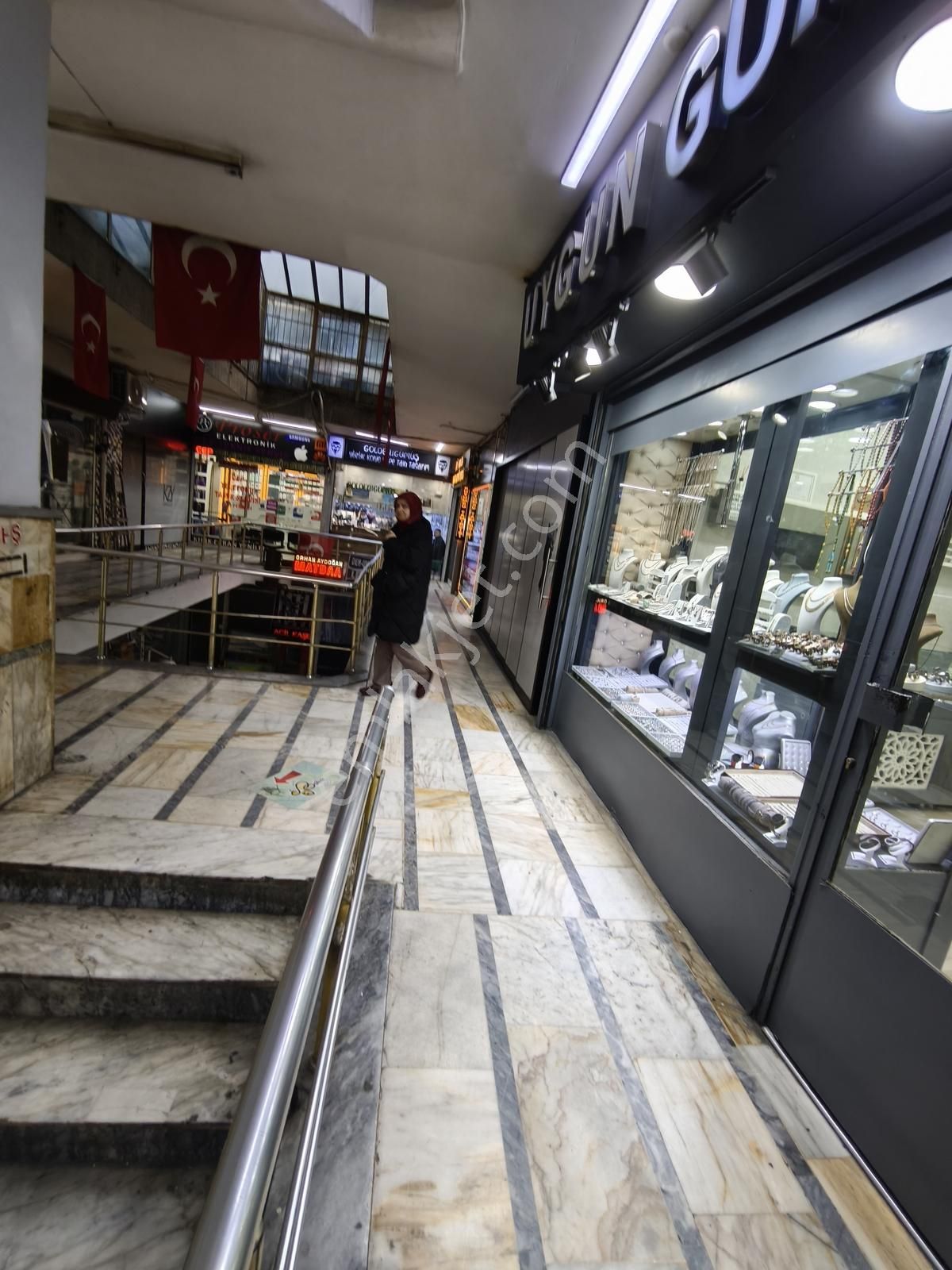 G.o.paşa Meydan Hareketli Pasaj İçi 20m² Masrafsız Mağaza - Görsel 13