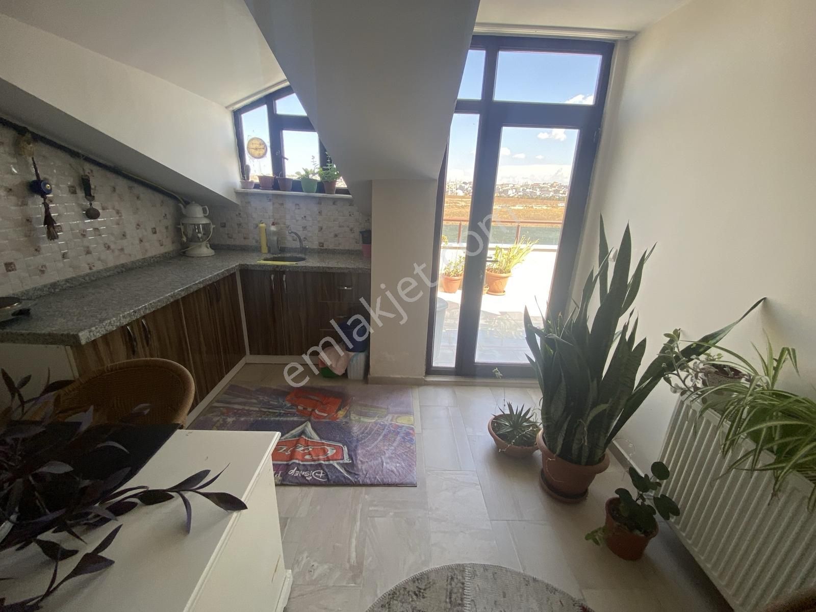 Gültepe'de 5+1 Satılık Asansörlü Otoparklı 190 M2 Dubleks Daire - Görsel 23