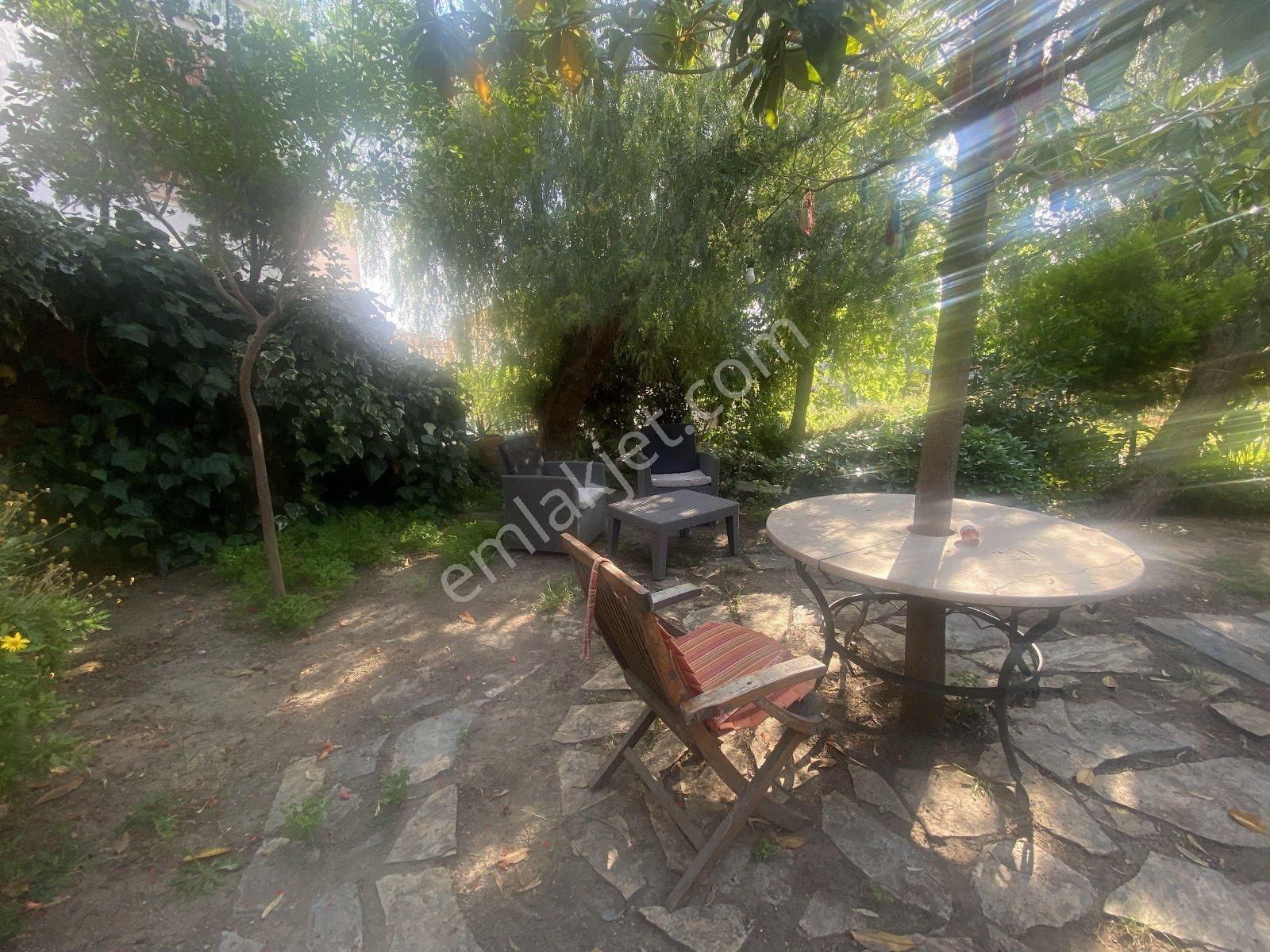 Ayvalık Cunda Da Satılık Mukemmel Taş Ev.geniş Bahceli - Görsel 25