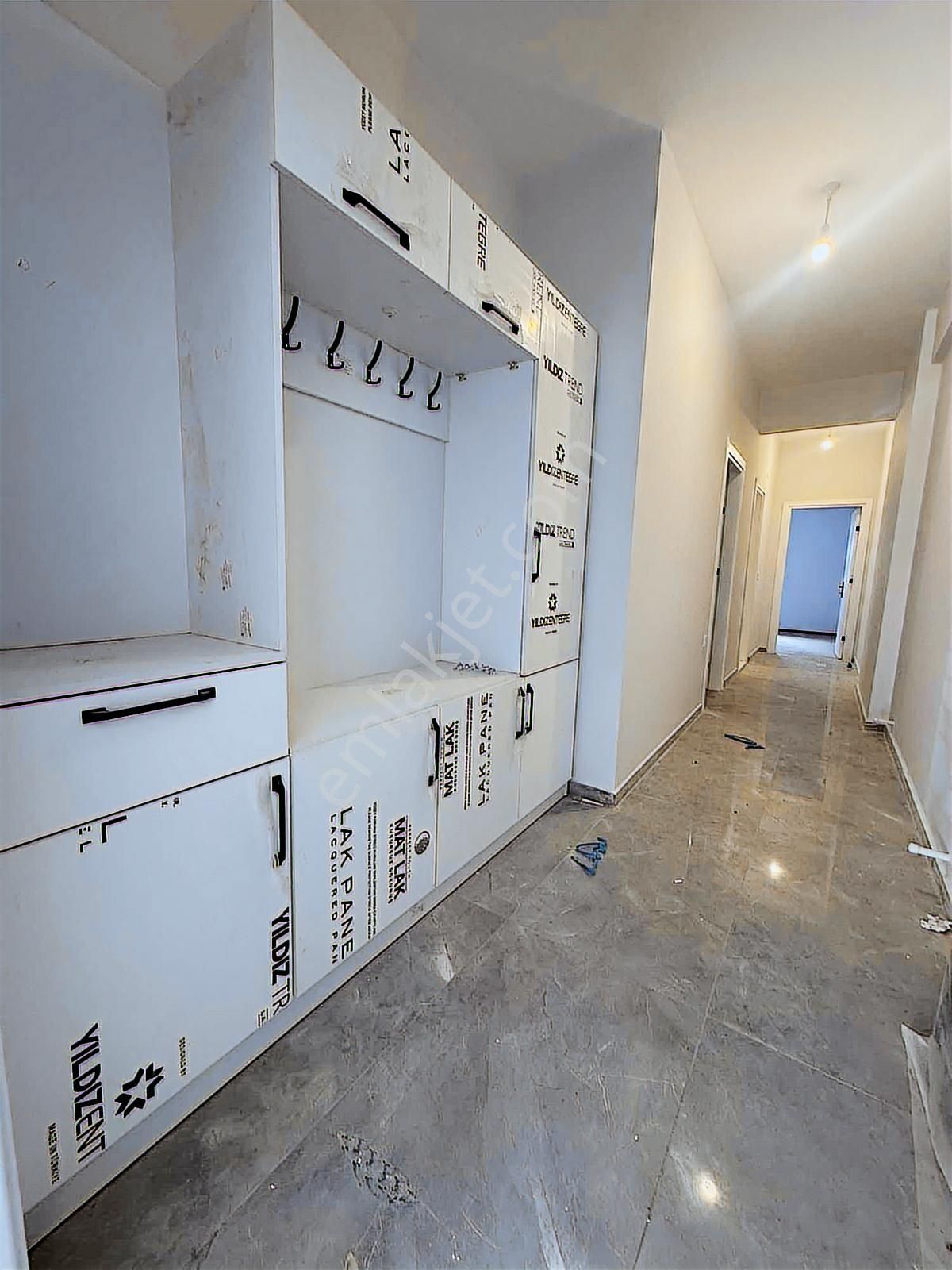 Kuşadası Davutlar'da Satılık Çift Cephe 2+1 Daire - Görsel 6