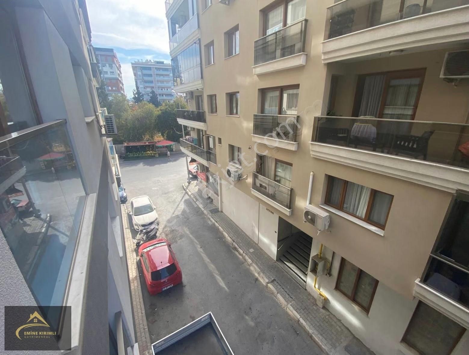 İmbatlı Mh. Cadde Üzerinde 100m2 Geniş Arakat Hazır Daire - Görsel 2