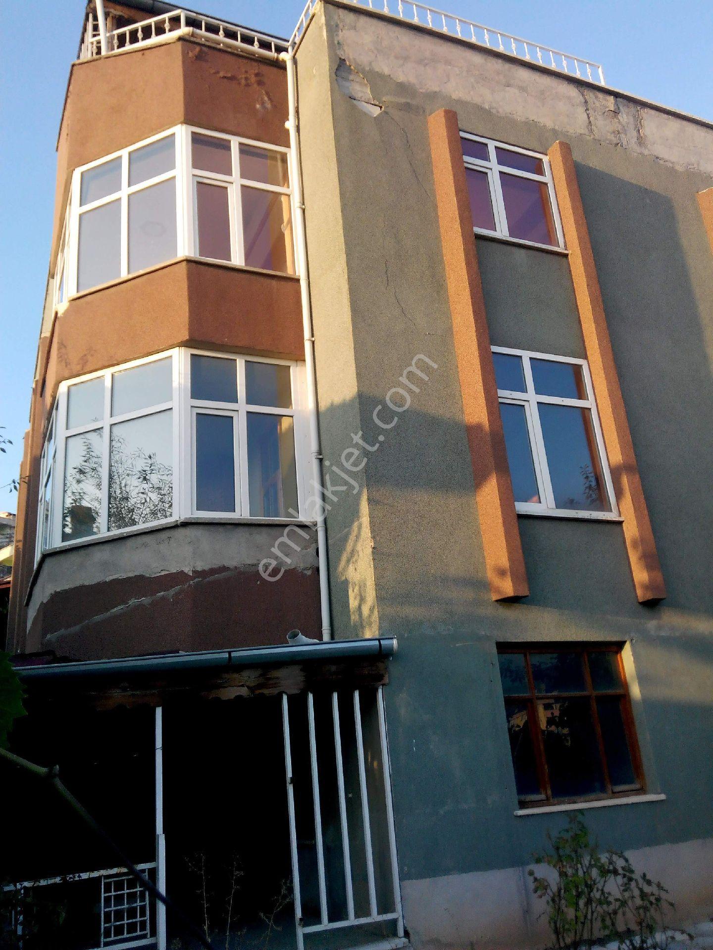 Merkez Topçam'da Tripleks