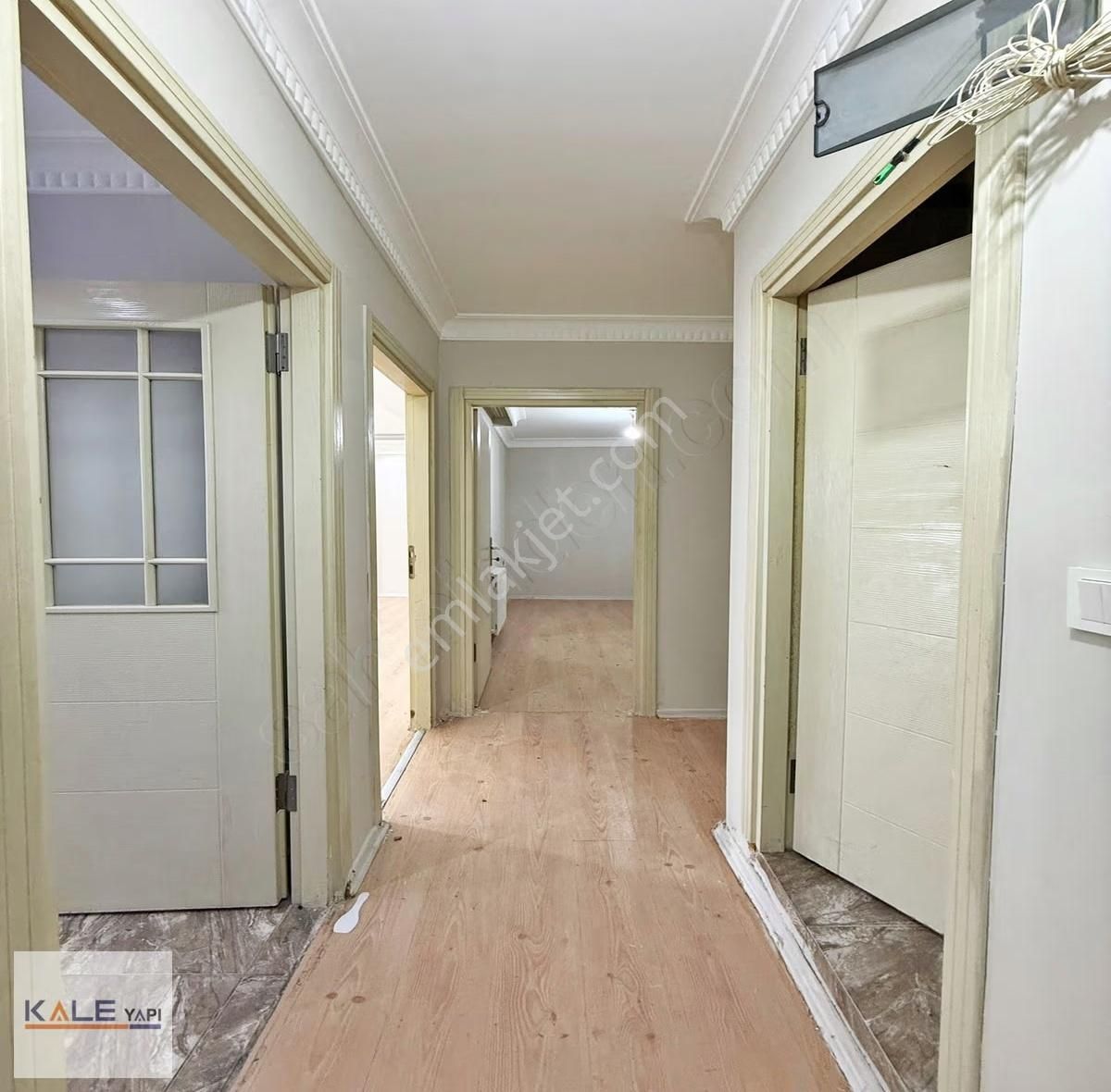 Bahçeşehir Lokasyonunda Yeni Metro Projesine Yakın 2+1 Daire - Görsel 3