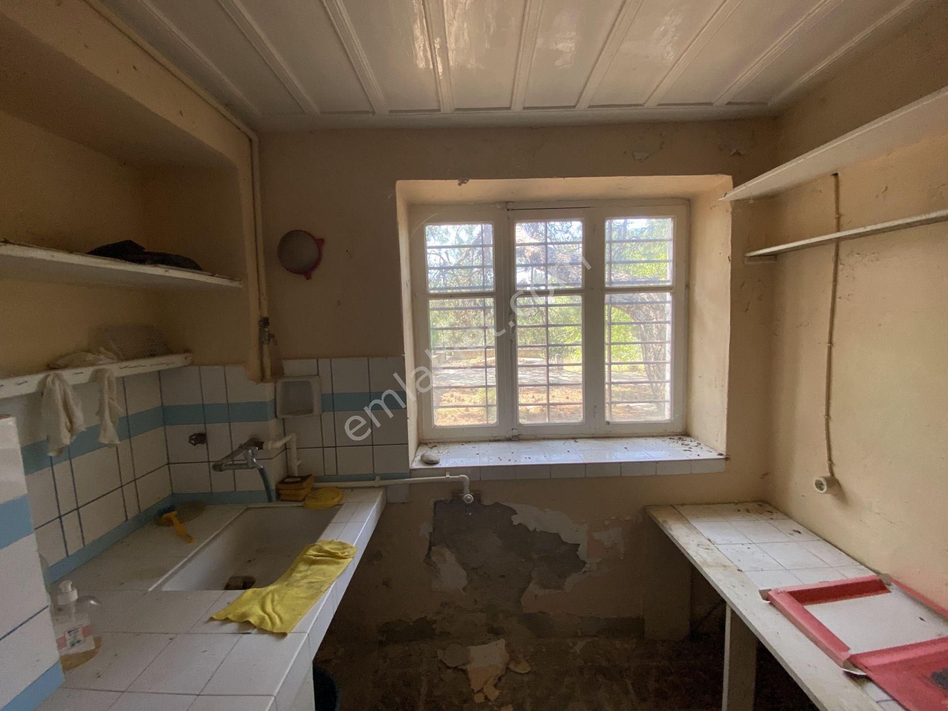 Balıkesir Ayvalık Camlık Ta Satılık Muhtesem Mustakil Ev. - Görsel 9