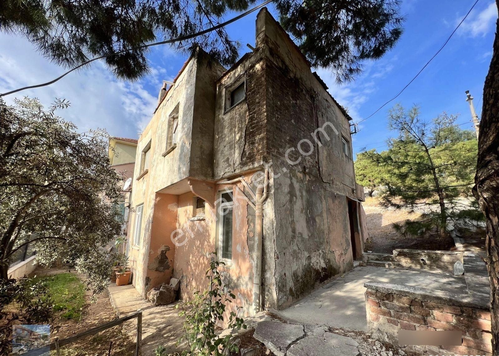 Balıkesir Ayvalık Camlık Ta Satılık Mustakil Ev