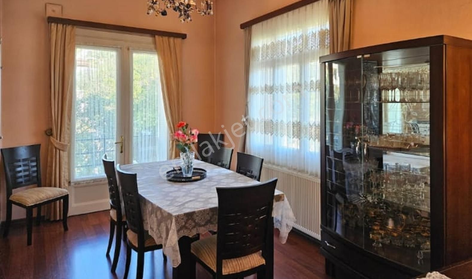 Balıkesir Ayvalık Camlık Ta Satılık Mustakil Ev. - Görsel 24