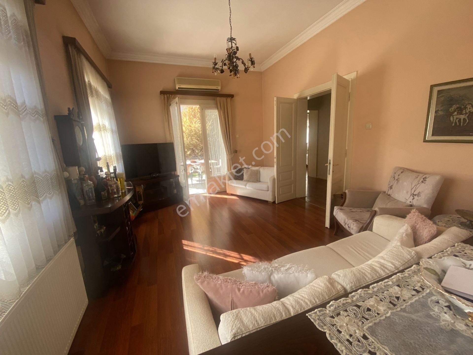 Balıkesir Ayvalık Camlık Ta Satılık Mustakil Ev. - Görsel 21