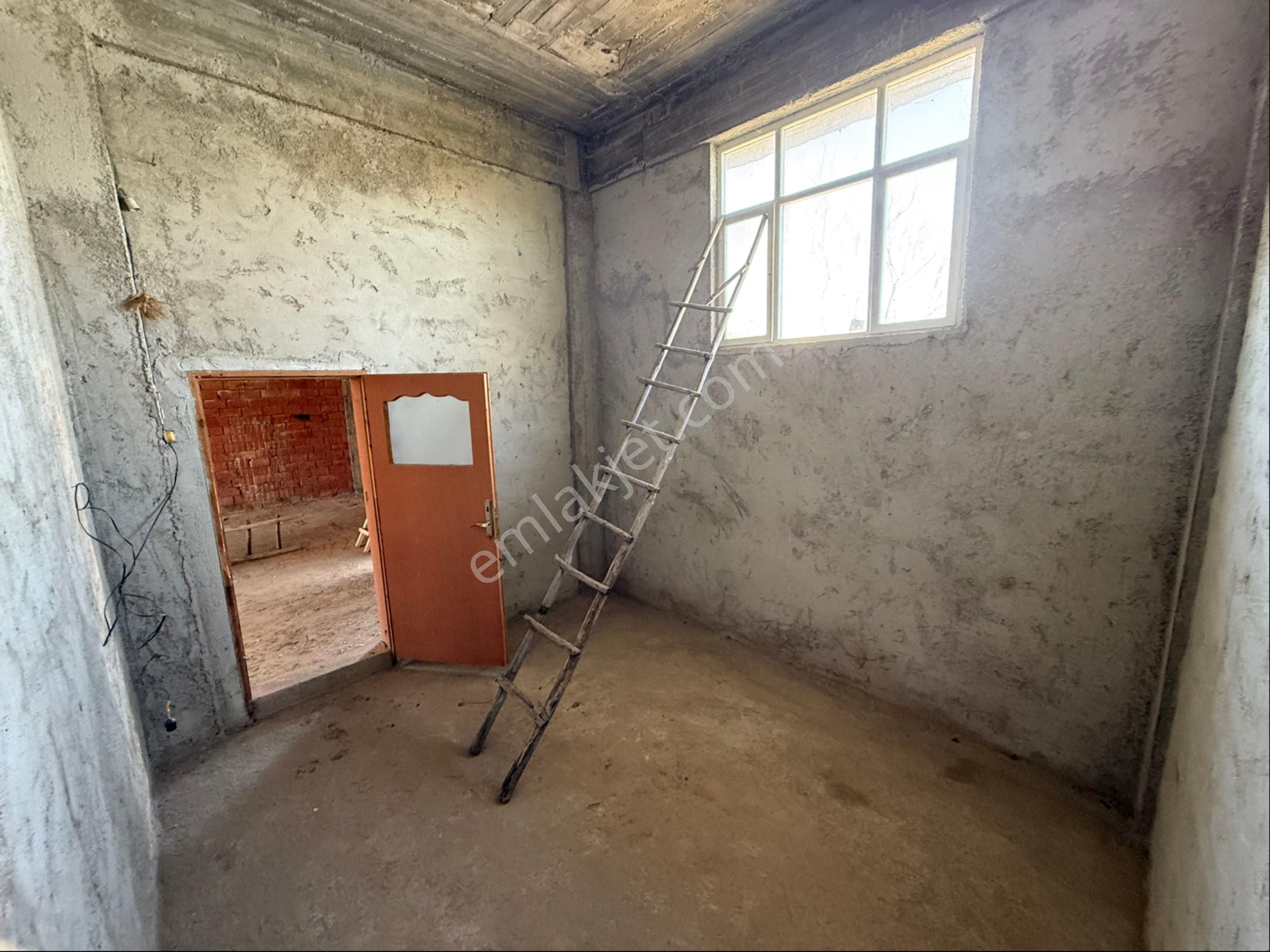 Sahibinden 5+1, 132m2, 485m2 Arsa, Betonarme, Takas Olur - Görsel 32