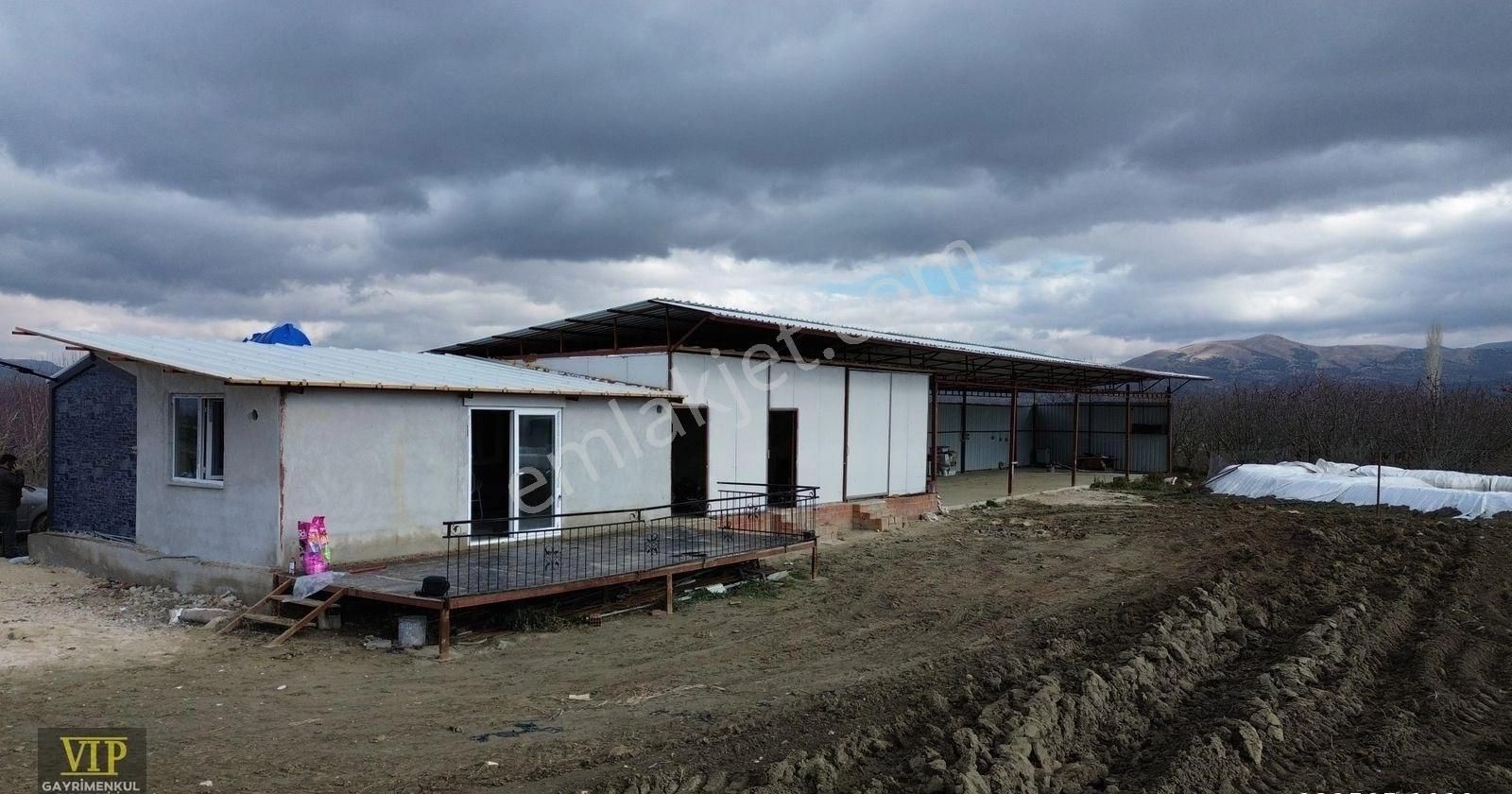 Vıp Gayrimenkul' Den Pirhasanlar Mah. 12.600 M² Sera +ev+ Ardiye - Görsel 3