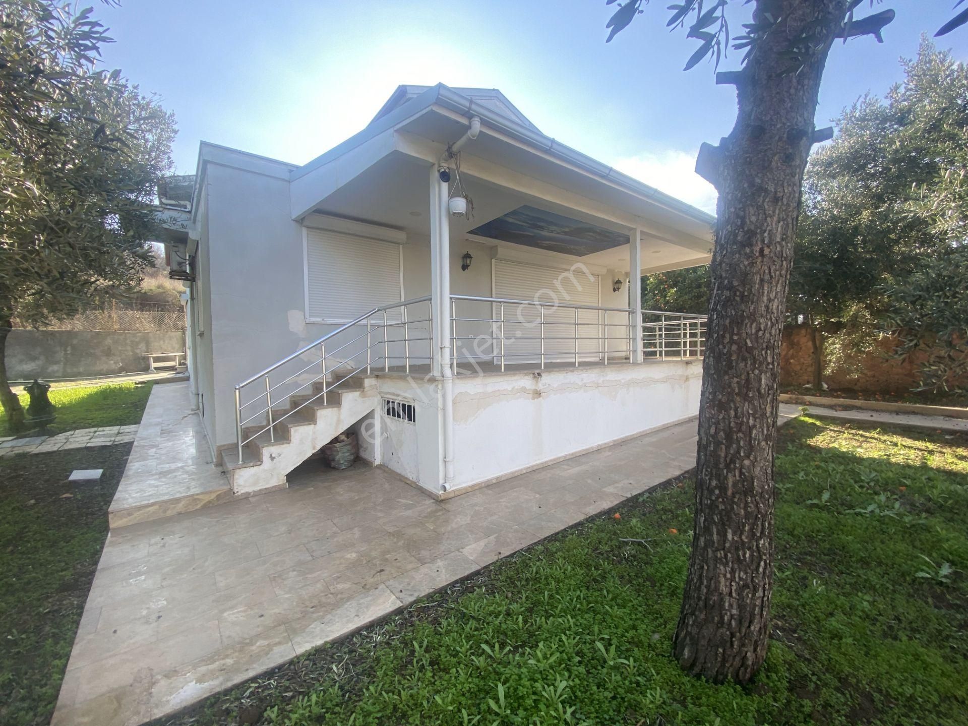 Ayvalık Cunda Da Satılık Tek Katlı Mustakil Villa.denize Yakın - Görsel 3