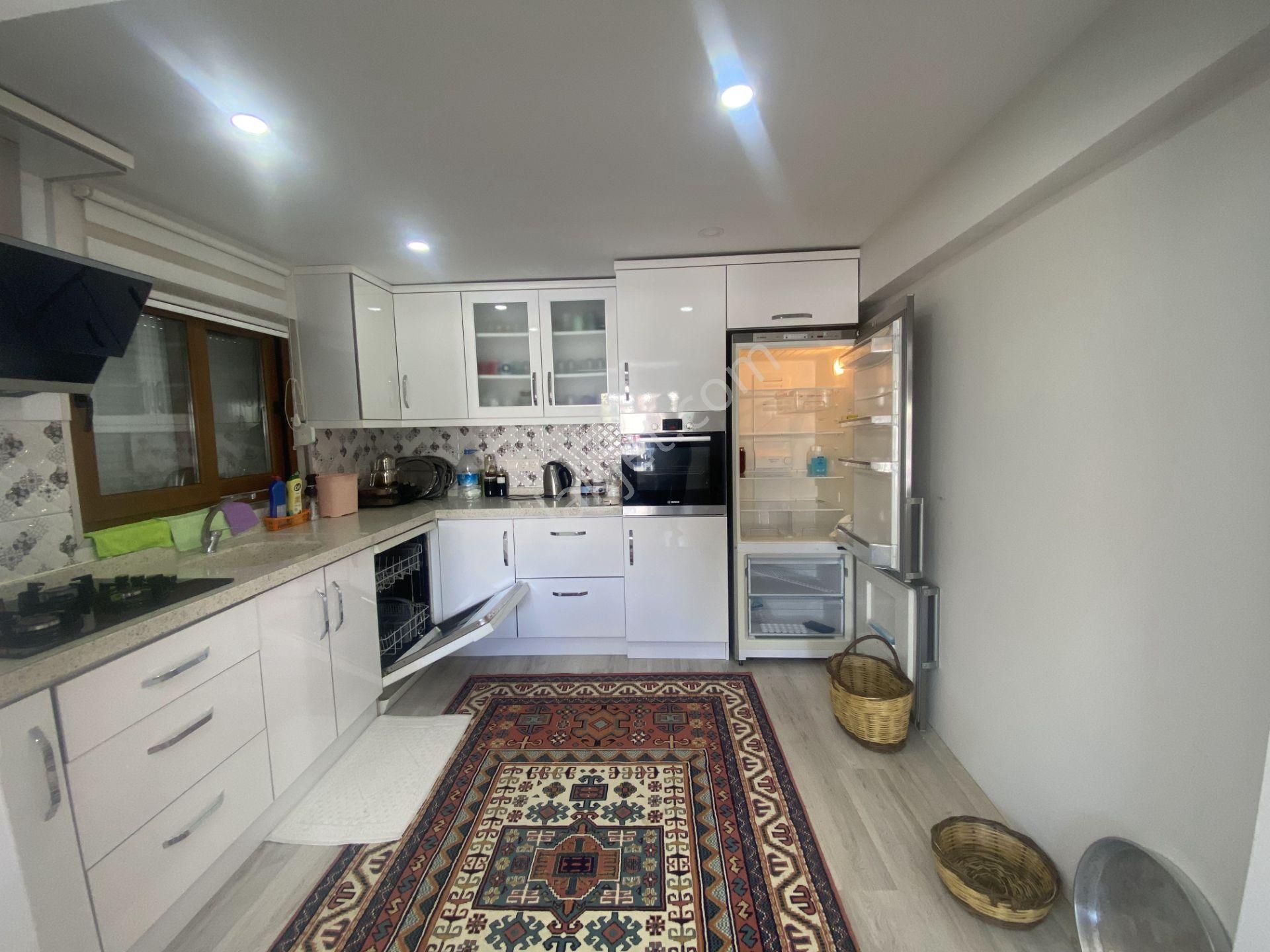 Ayvalık Cunda Da Satılık Tek Katlı Mustakil Villa.denize Yakın - Görsel 10