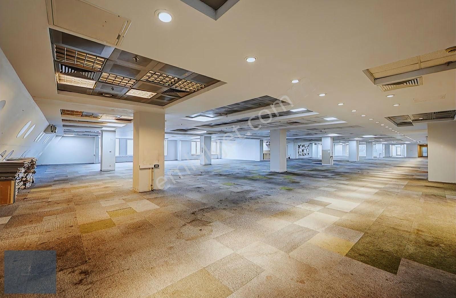 Basınekspres'e Cephe A+ Plazada Tek Katta 1.250 M² Plaza / Ofis - Görsel 23