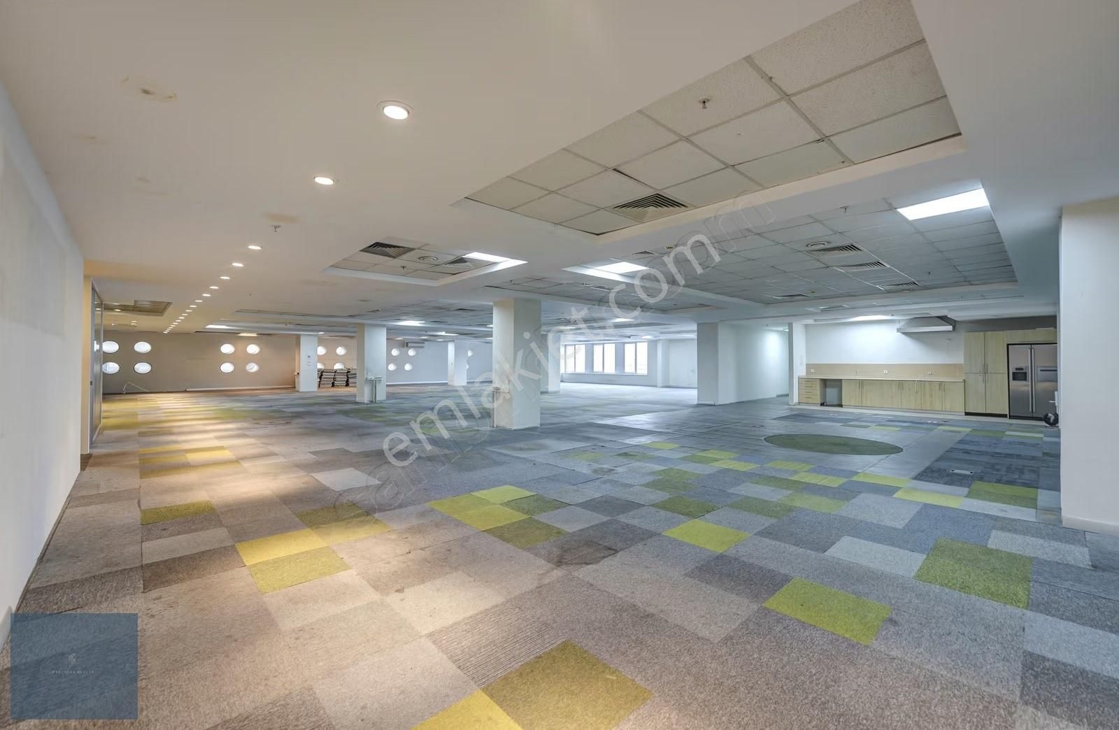 Basınekspres'e Cephe A+ Plazada Tek Katta 1.250 M² Plaza / Ofis - Görsel 6