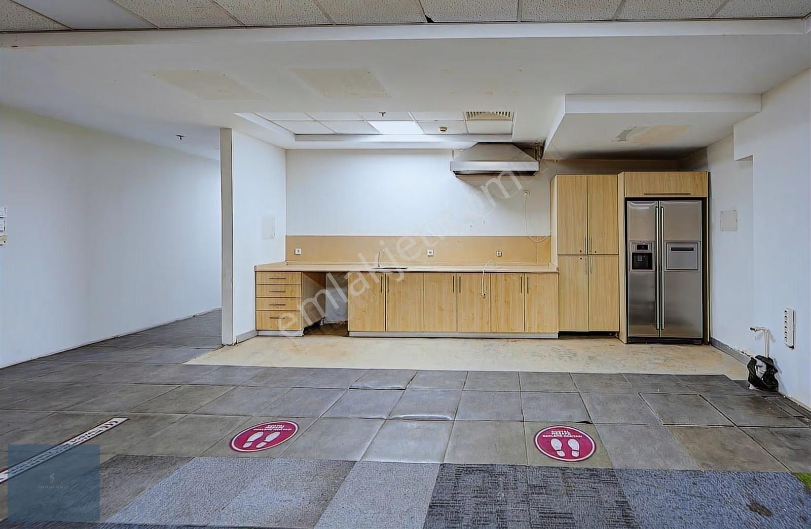 Basınekspres'e Cephe A+ Plazada Tek Katta 1.250 M² Plaza / Ofis - Görsel 2