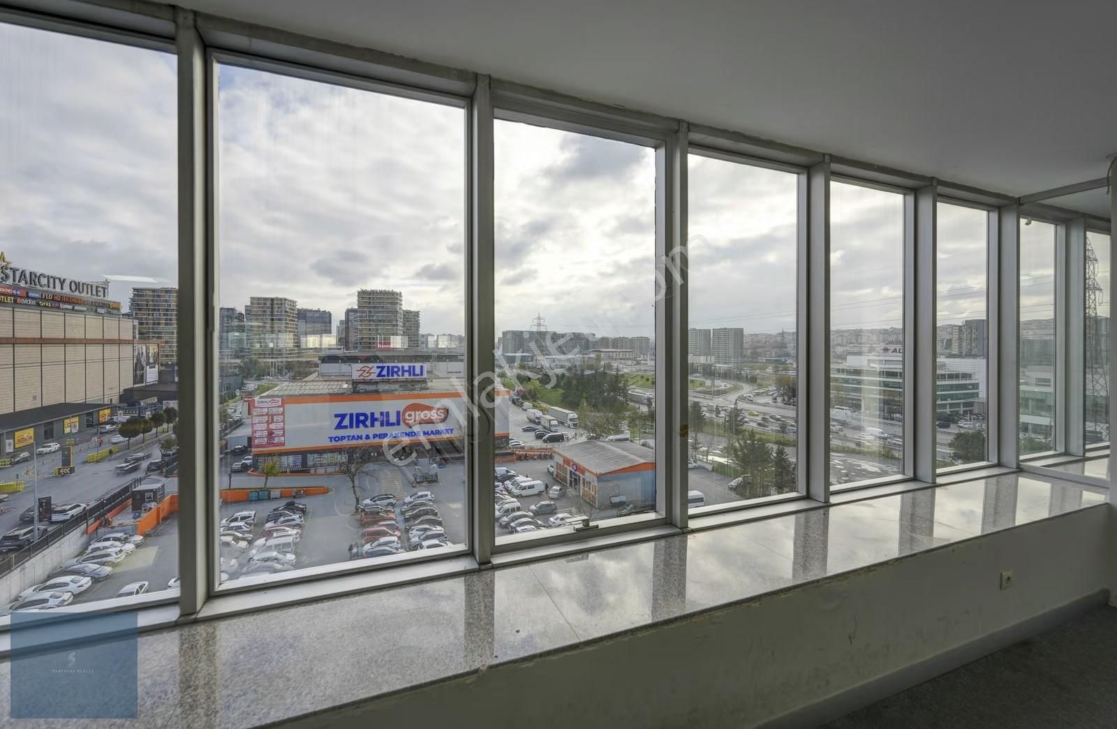 Basınekspres'e Cephe A+ Plazada Tek Katta 1.250 M² Plaza / Ofis - Görsel 12